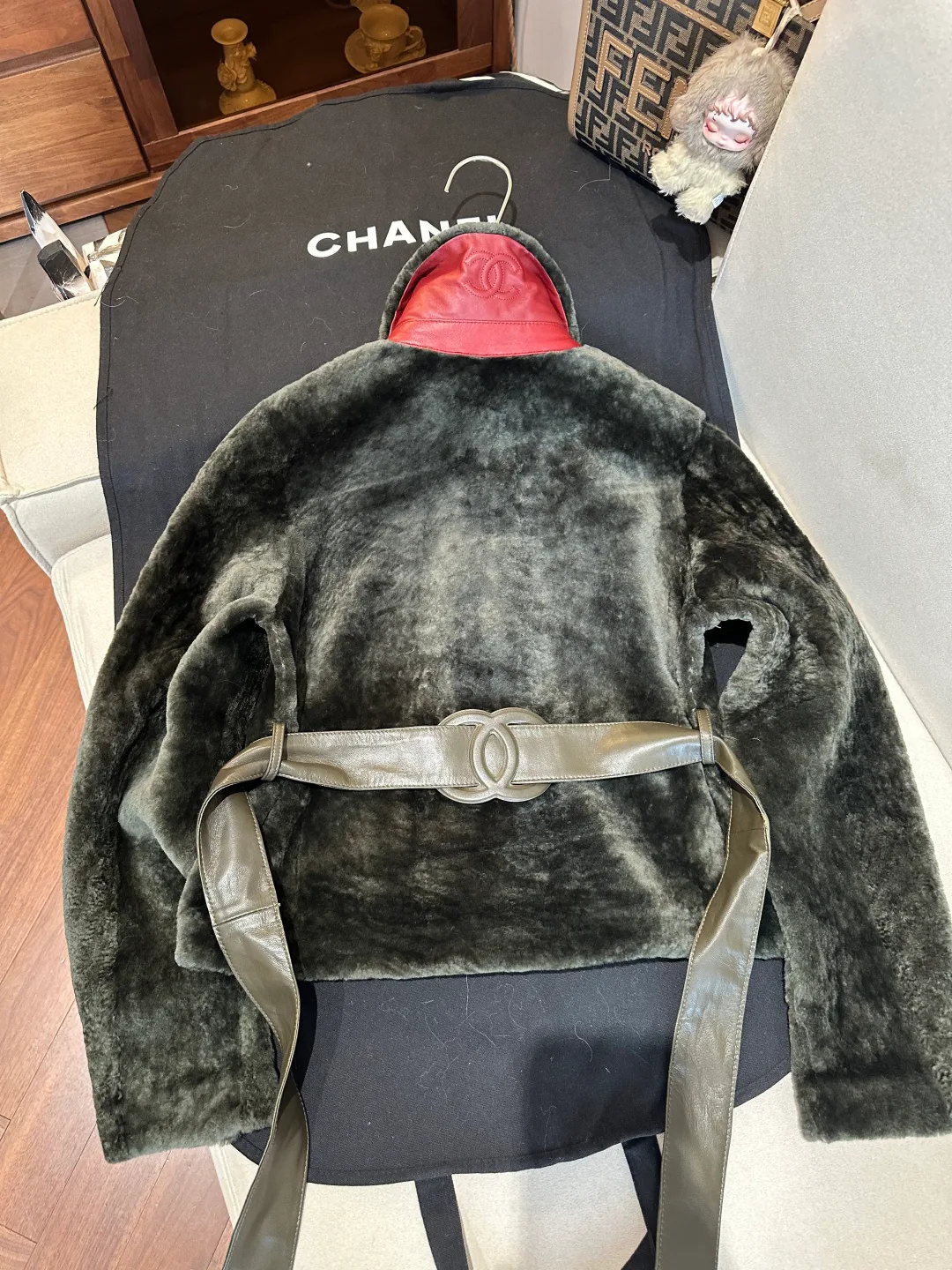 Кожаные Куртки И Дублёнки Женские Chanel 19134534