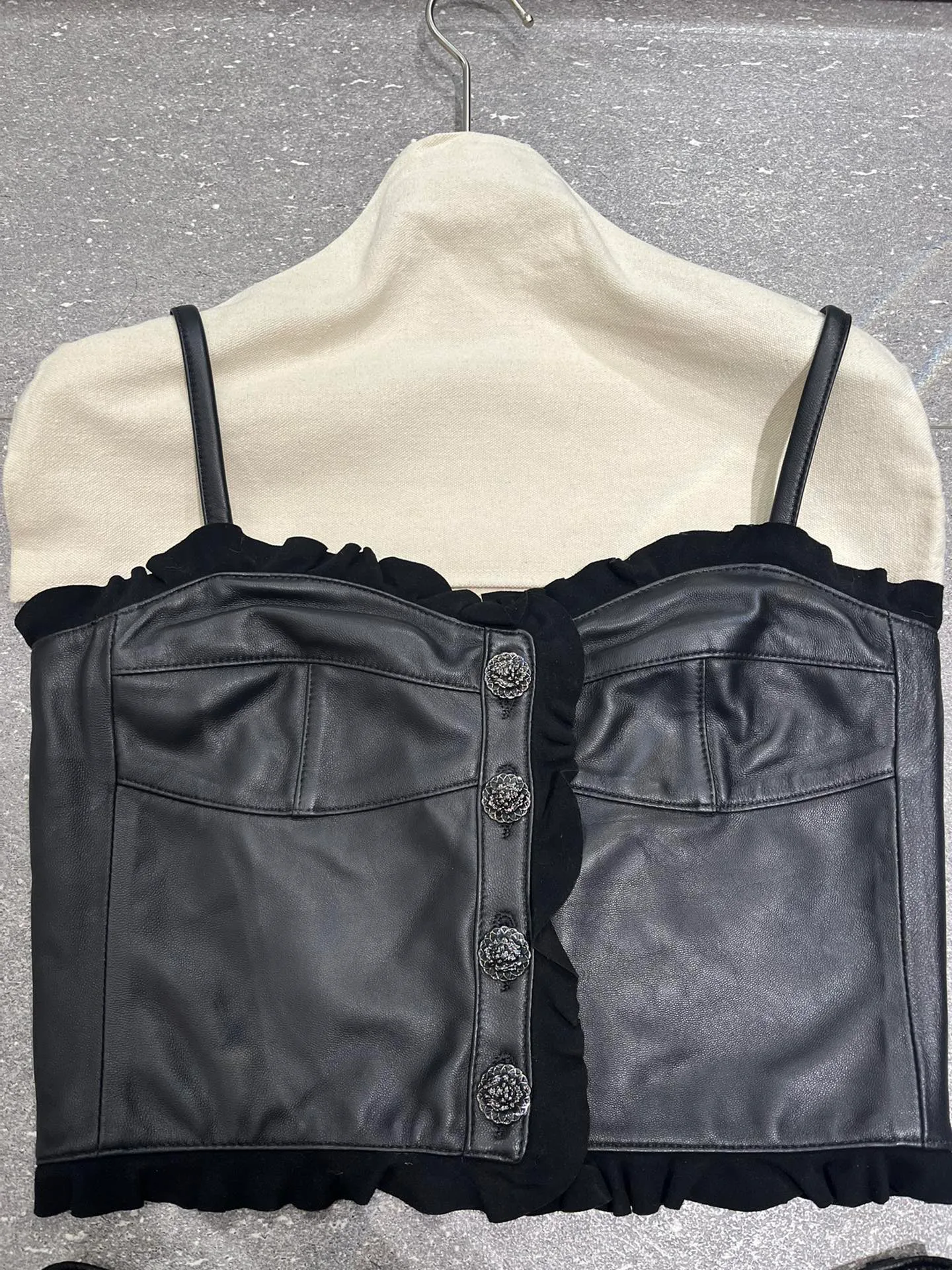 Костюмы Женские Chanel 10088613