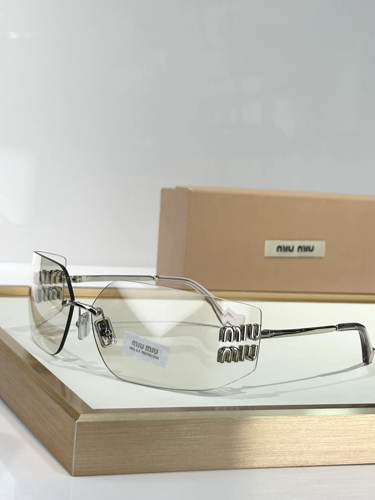 Очки Miu Miu 13352165
