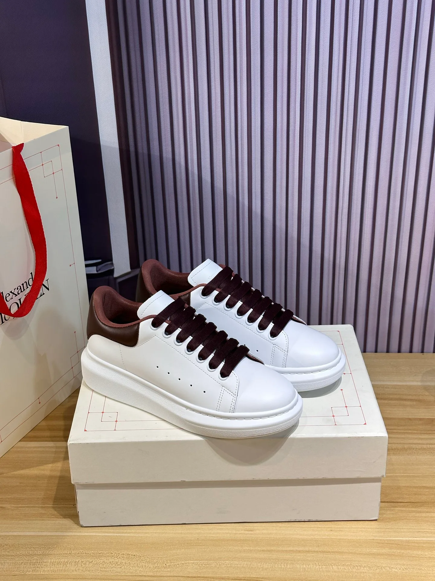 Кроссовки Женские Alexander Mcqueen 3470437