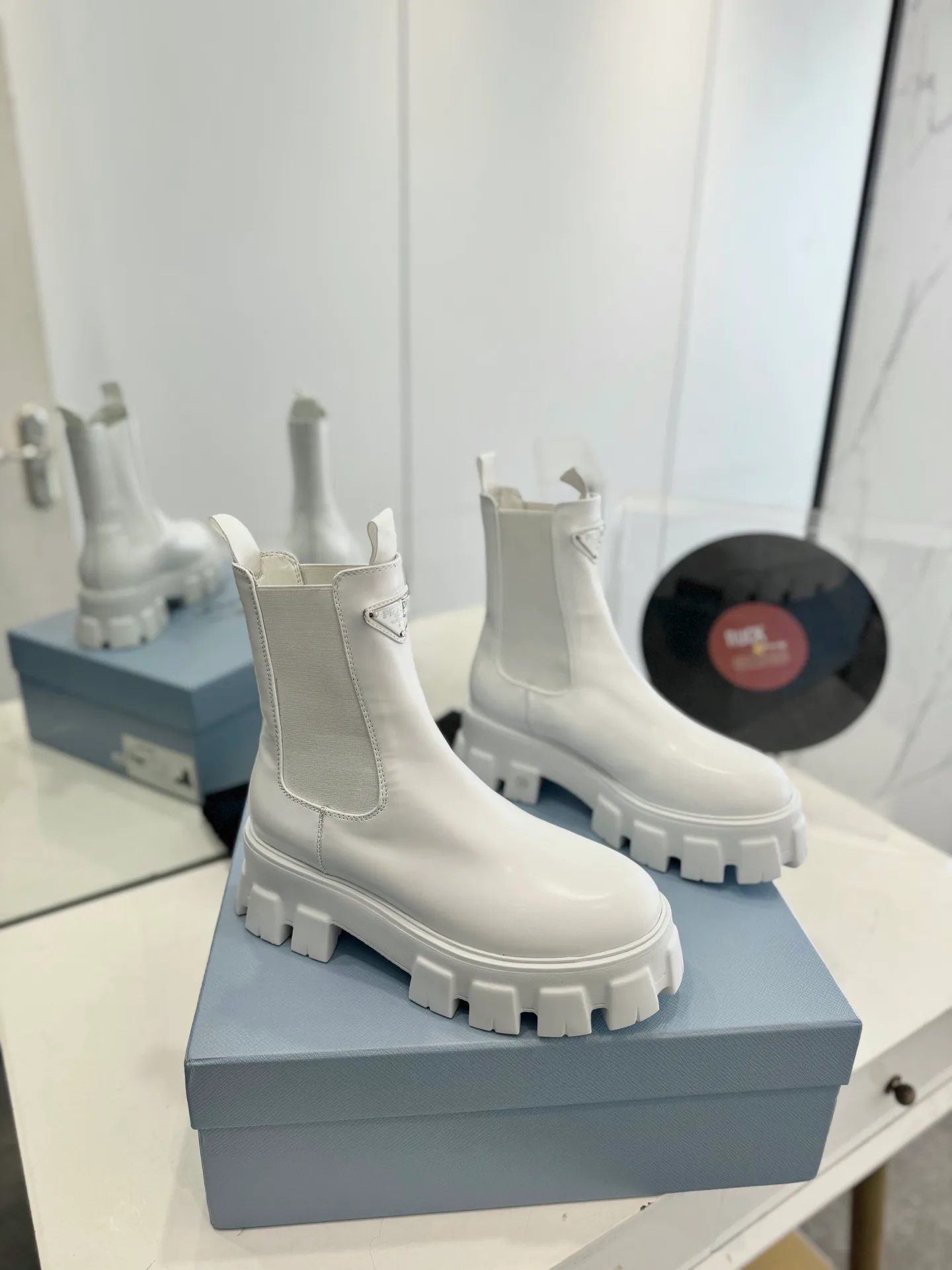 Ботинки Женские Prada 18367027