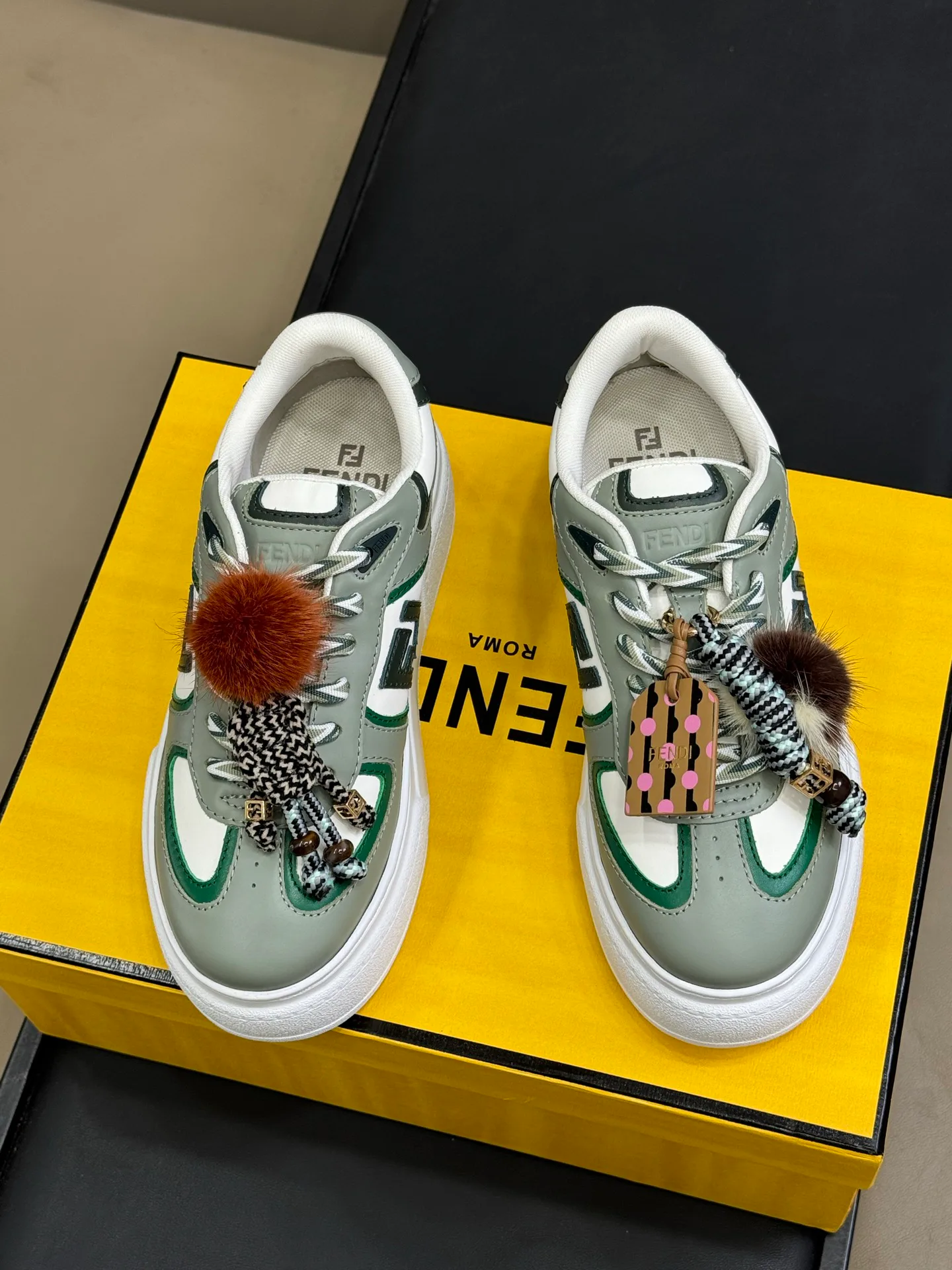Кроссовки Женские Fendi 10636056