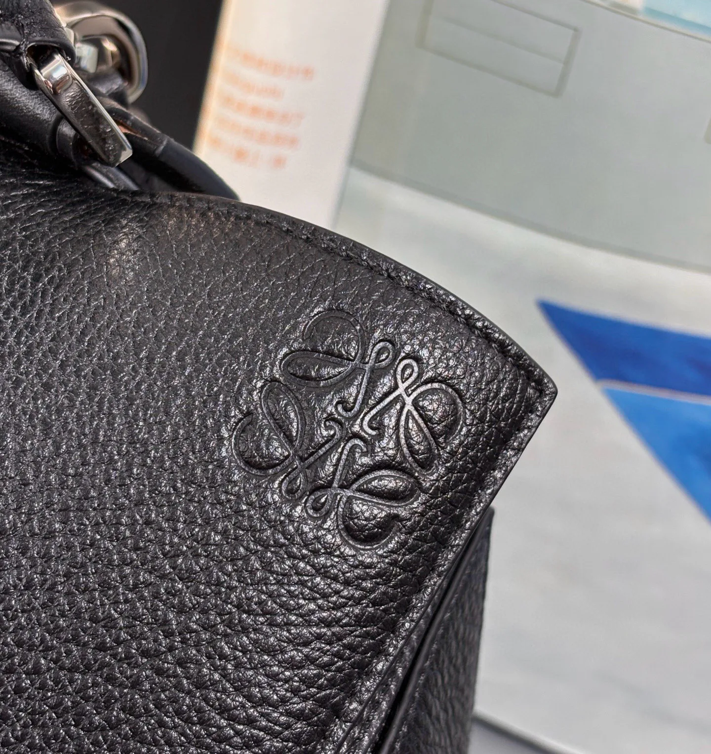 Классические Сумки Женские Loewe 1375843