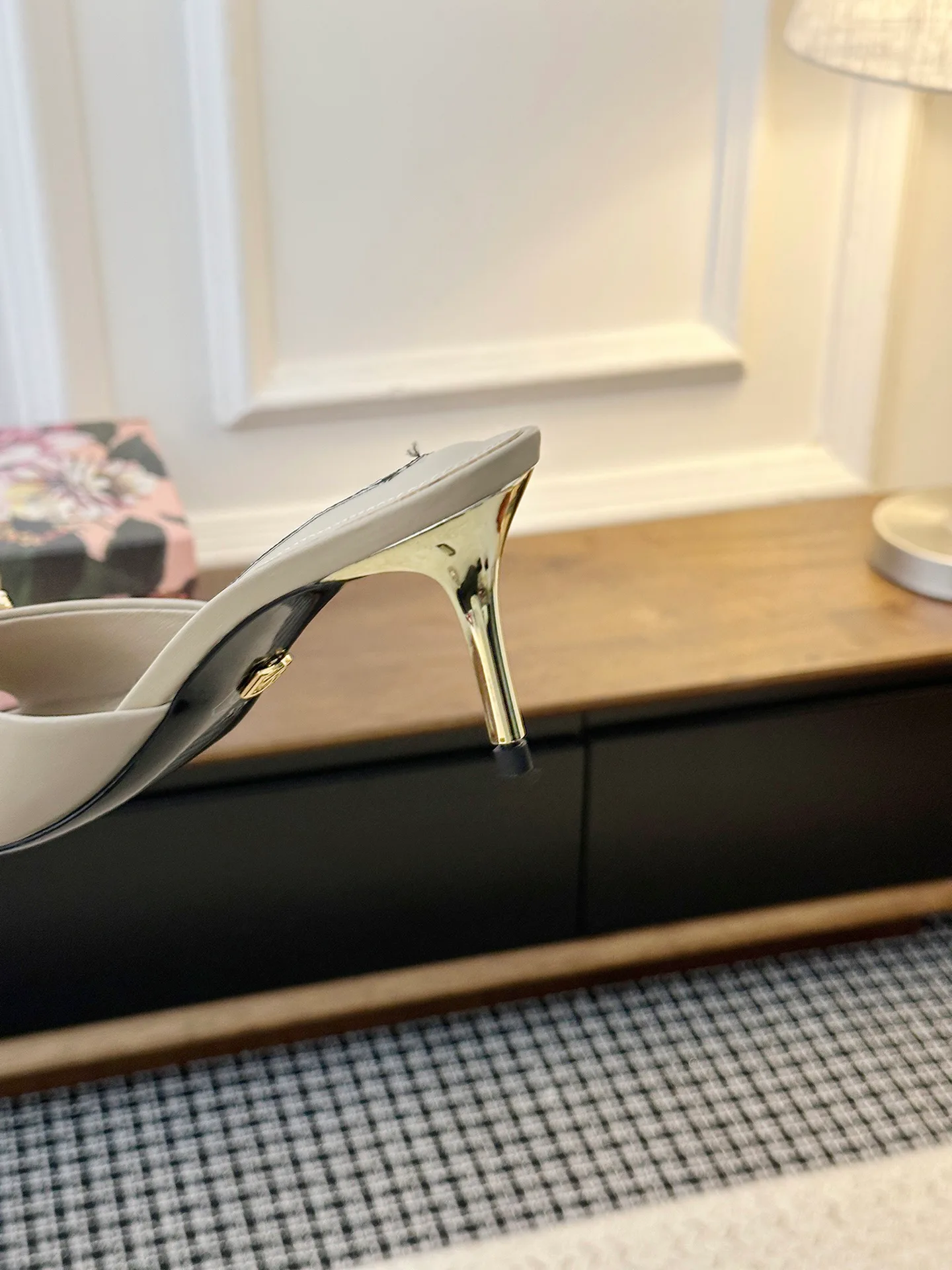 Босоножки Женские Dolce & Gabbana 11449555