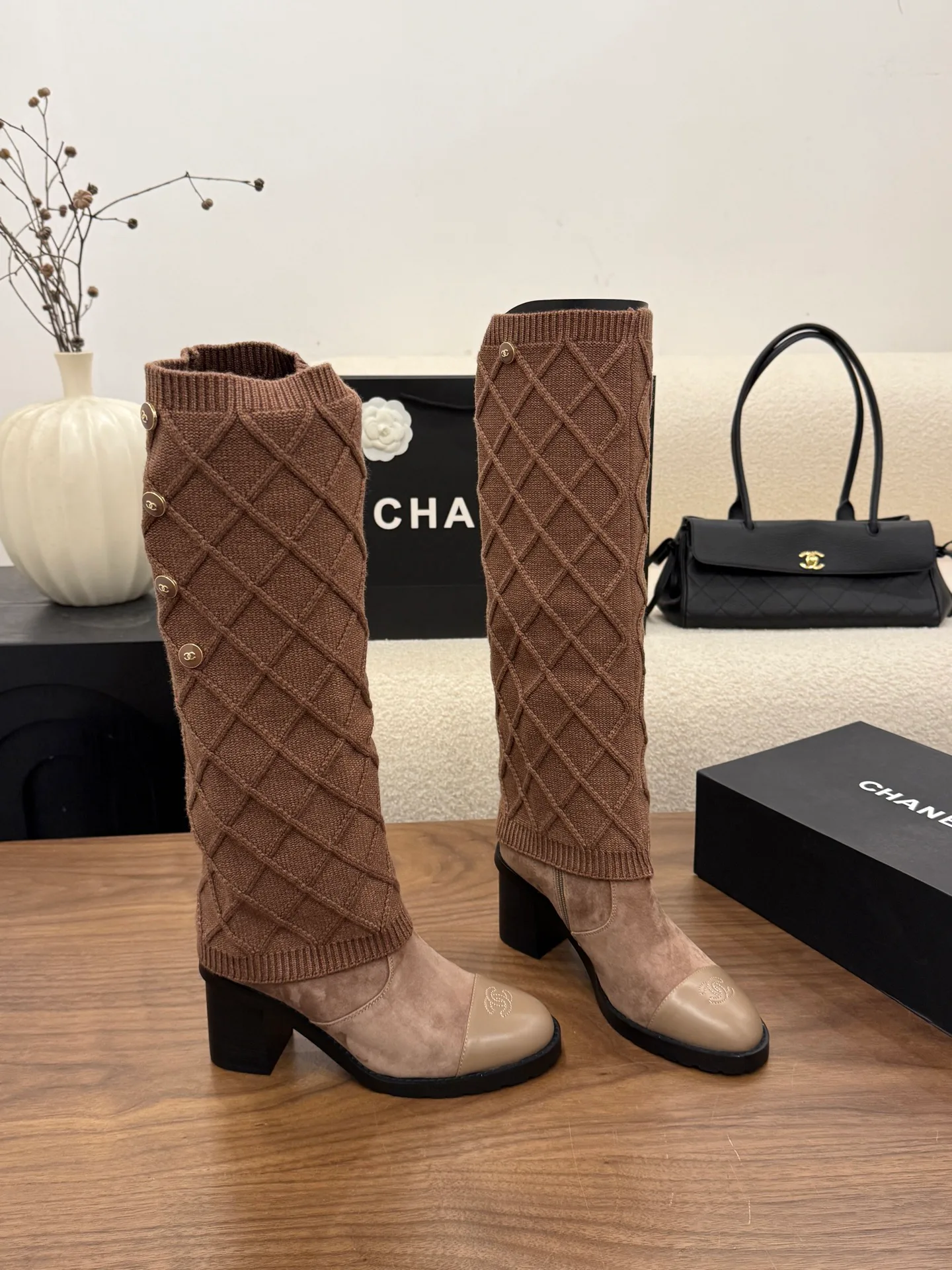Сапоги Женские Chanel 18323405
