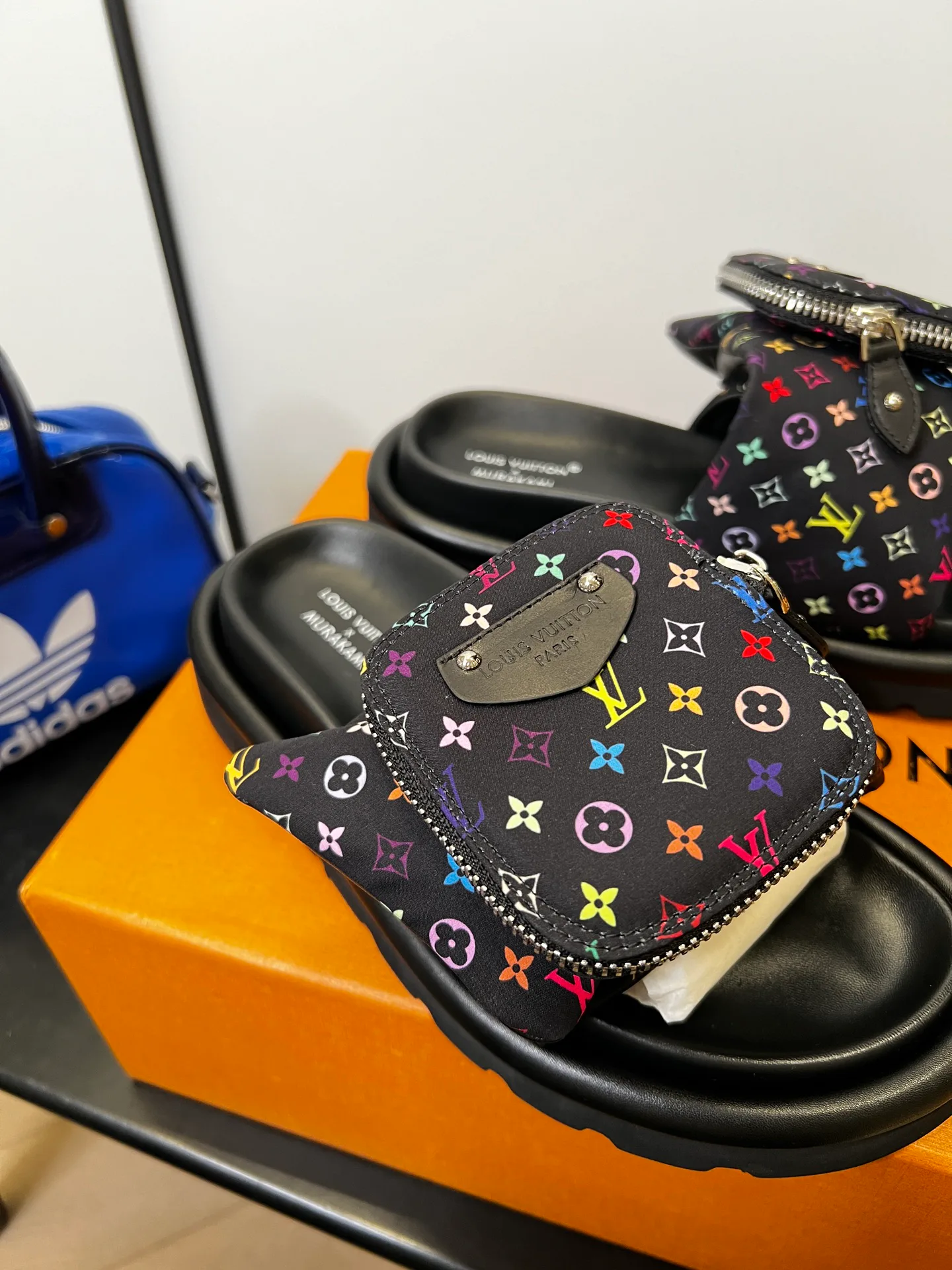 Шлепанцы Женские Louis Vuitton 9726