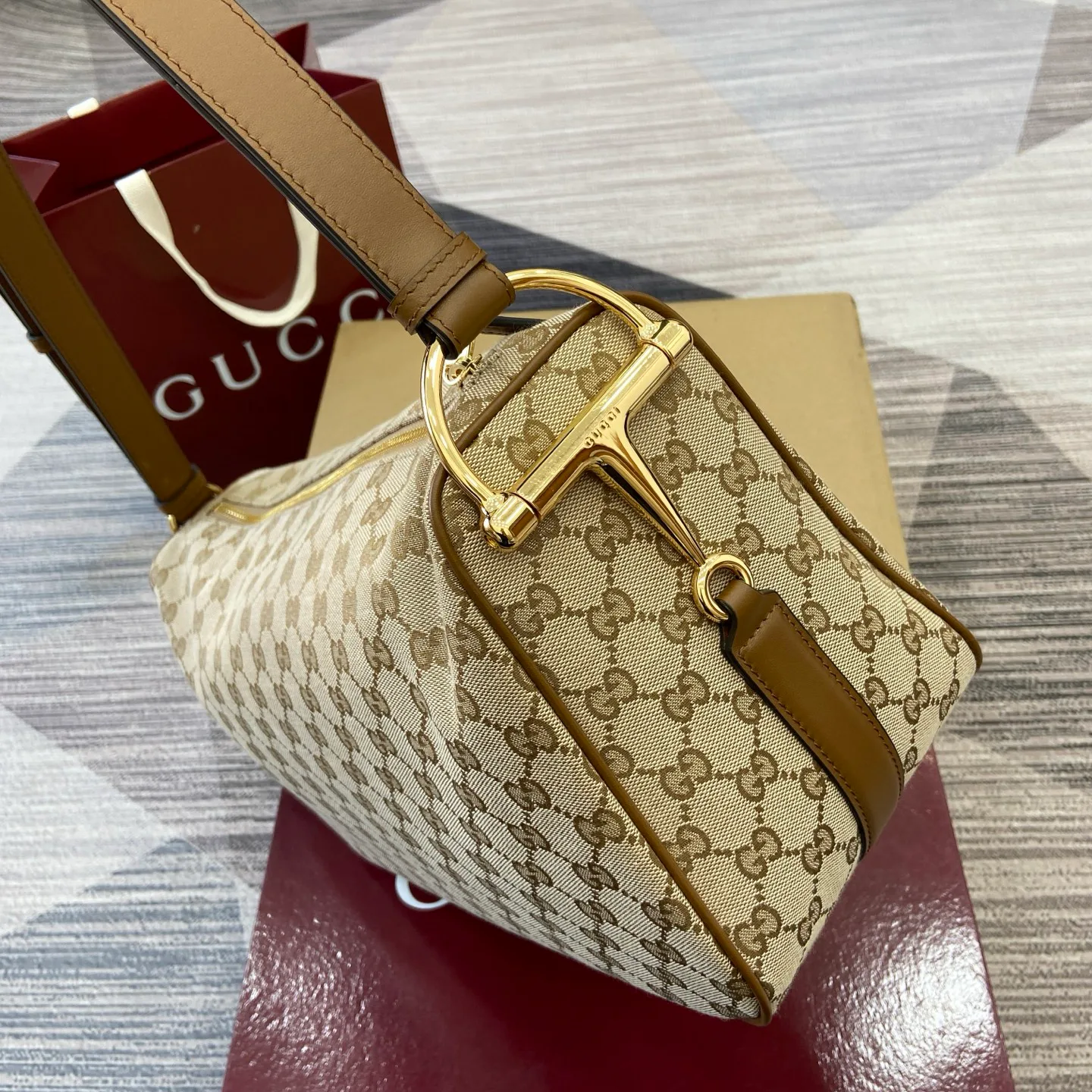 Классические Сумки Женские Gucci 11704000