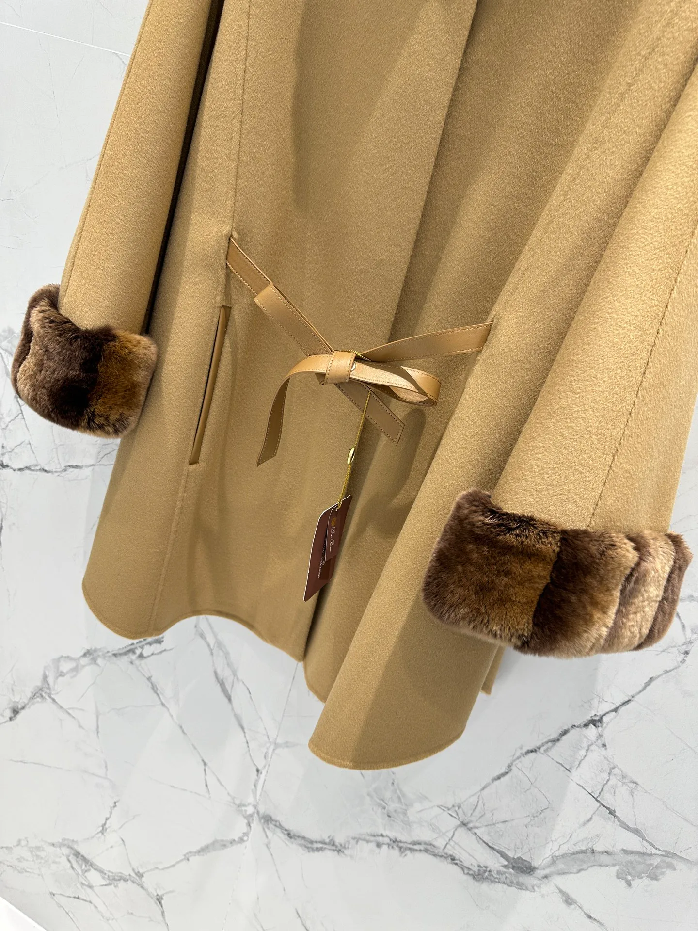 Пальто Женские Loro Piana 18513170
