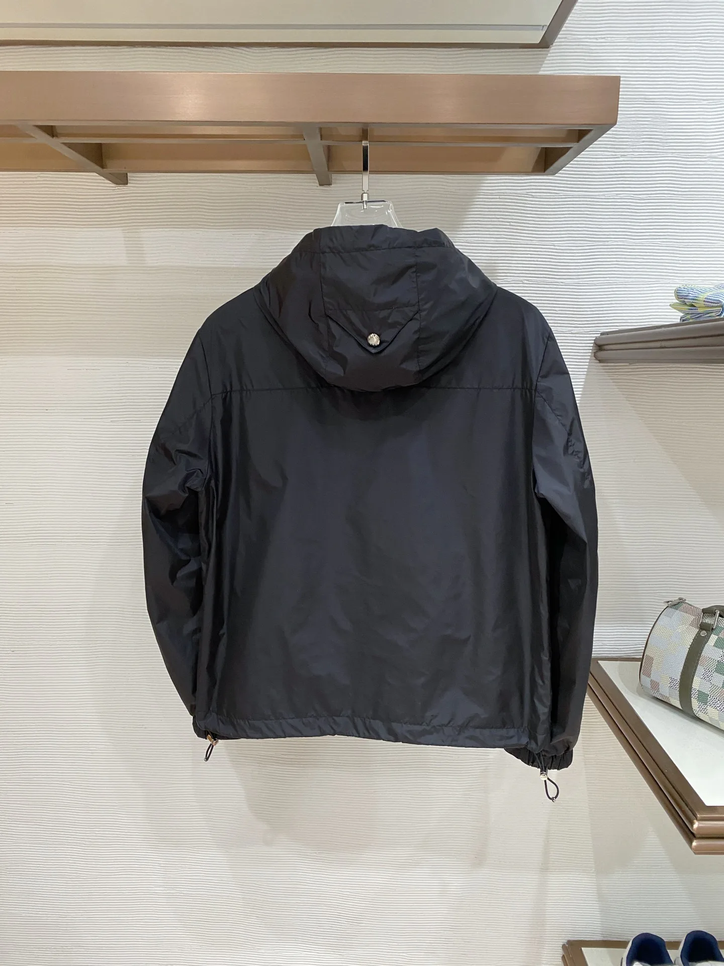 Куртки И Пуховики Мужские Prada 11392175