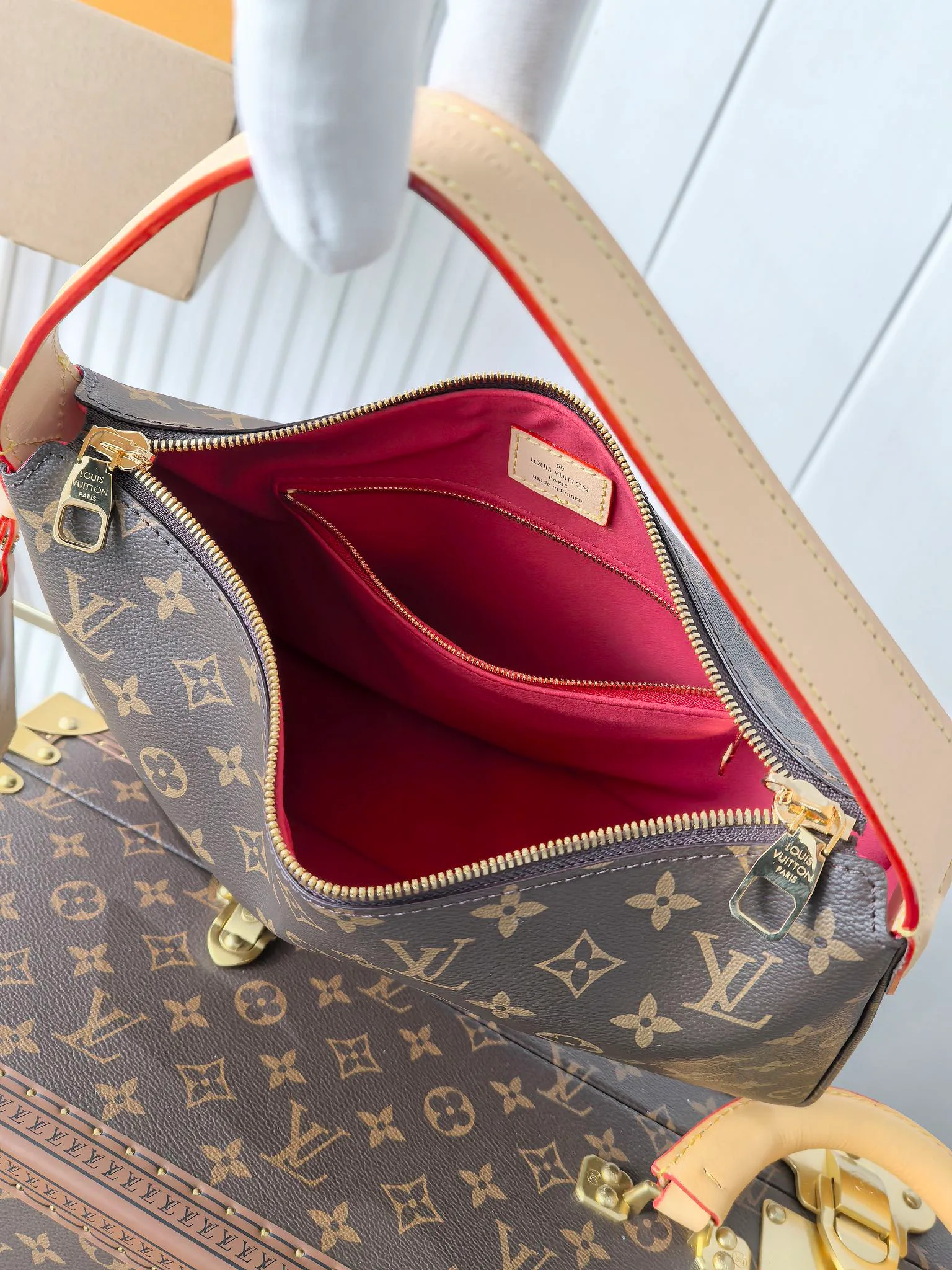 Классические Сумки Женские Louis Vuitton 13153274