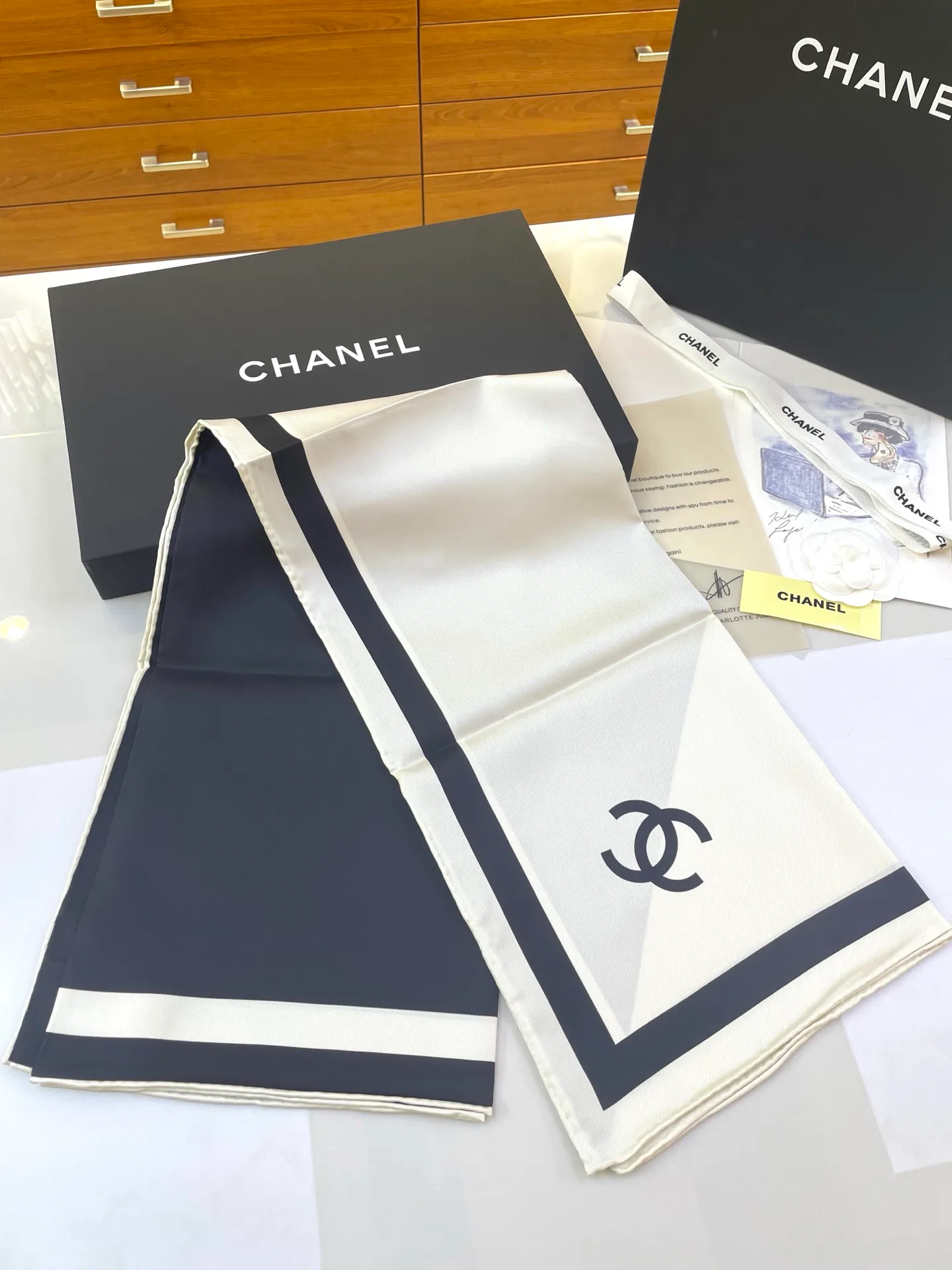Шарфы Chanel 14098513