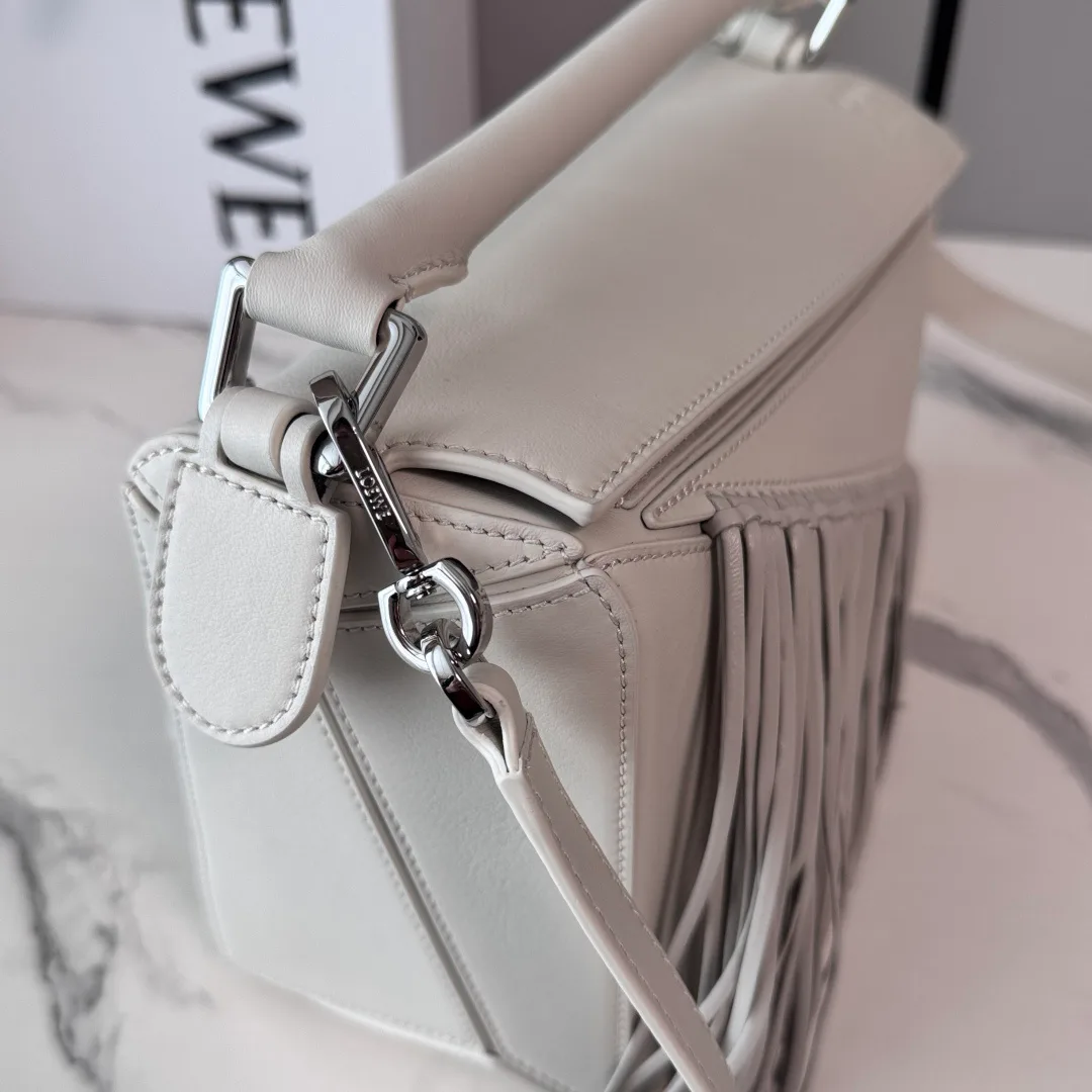 Классические Сумки Женские Loewe 13174365