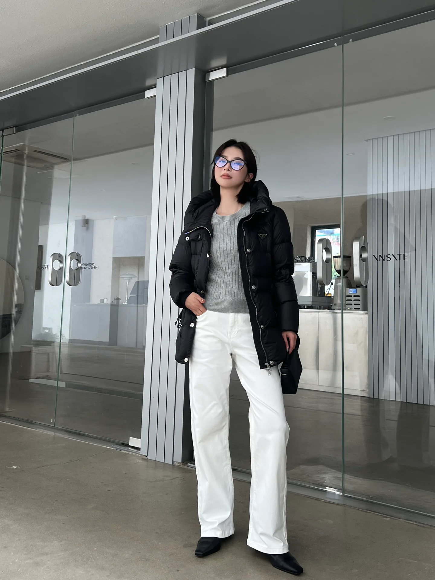 Куртки И Пуховики Женские Prada 18767787