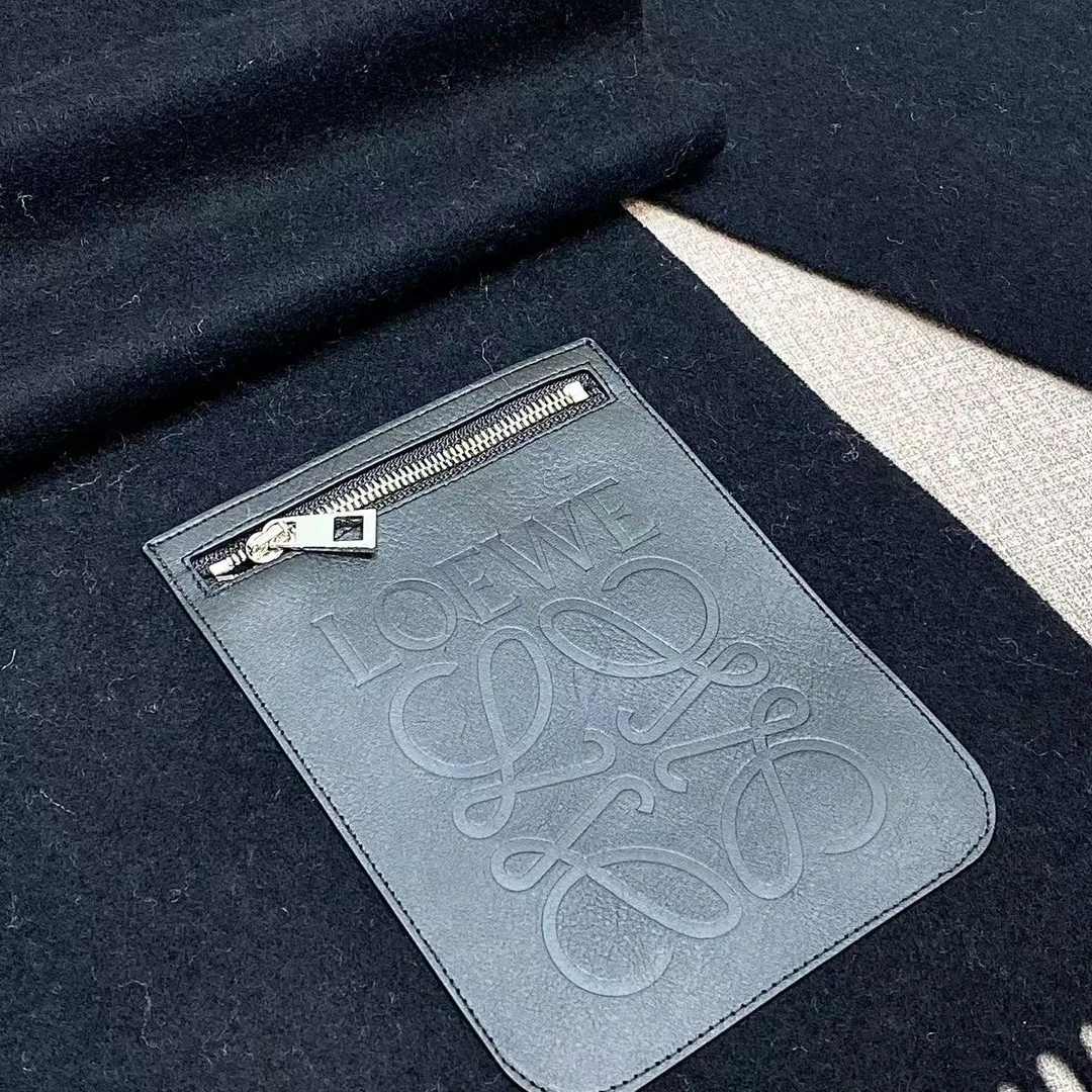 Шарфы Loewe 1248216