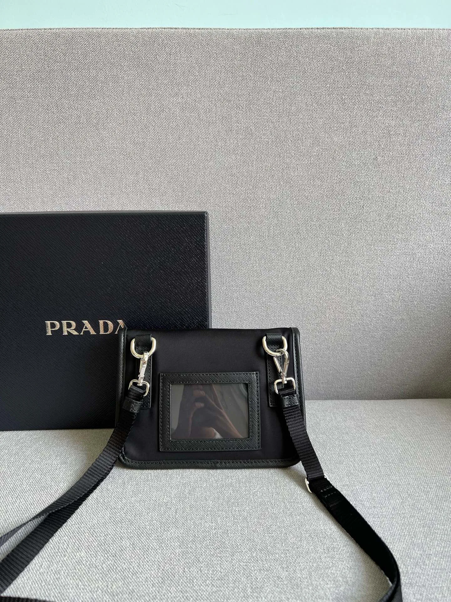 Сумки На Ремне Женские Prada 17999852