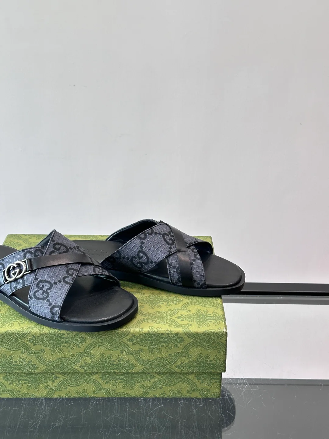 Сандалии Мужские Gucci 17730670