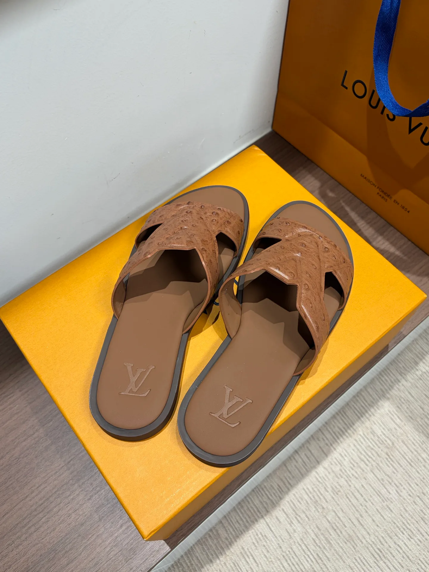 Шлепанцы Мужские Louis Vuitton 12826630