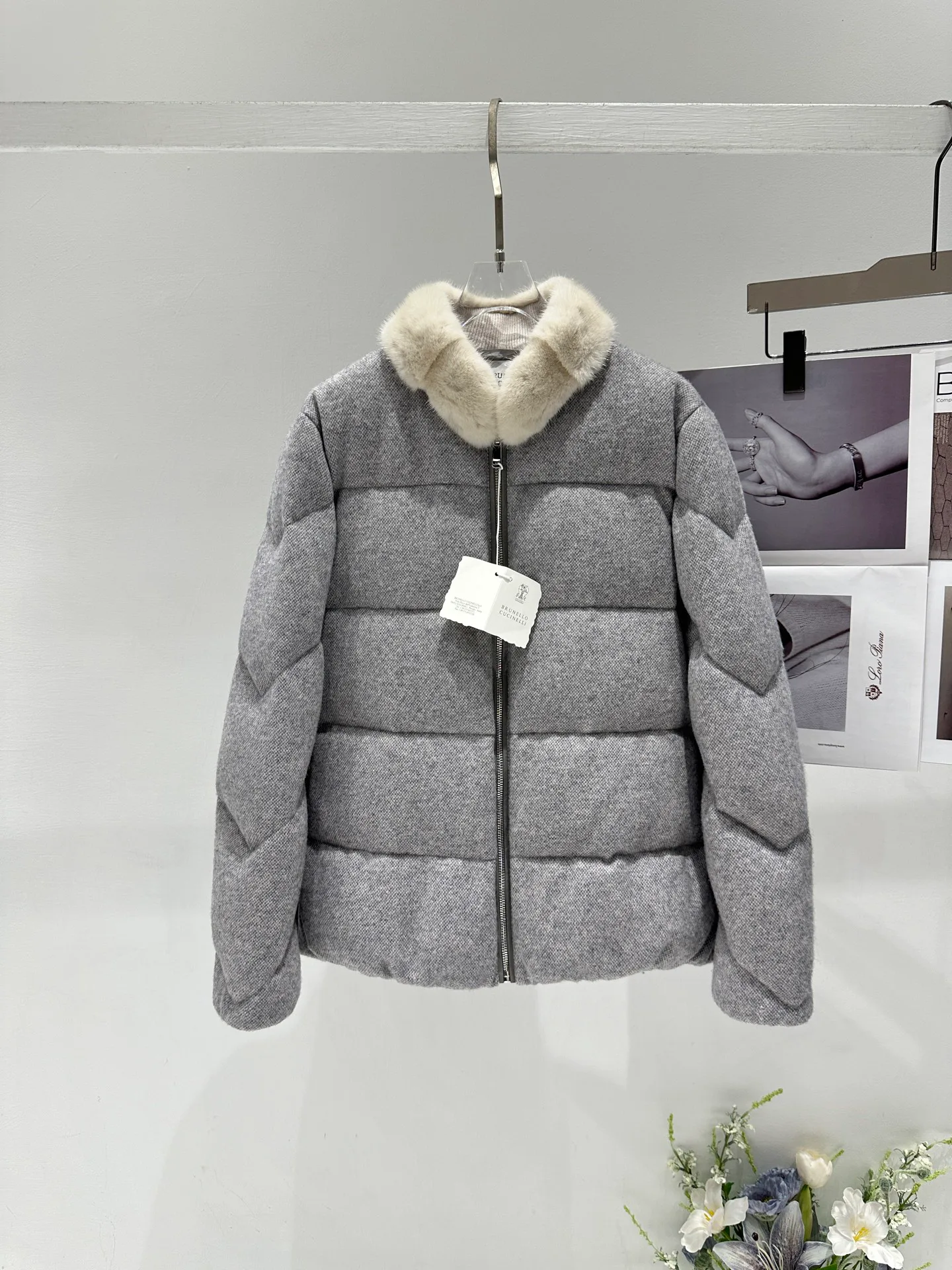 Куртки И Пуховики Женские Brunello Cucinelli 19596343