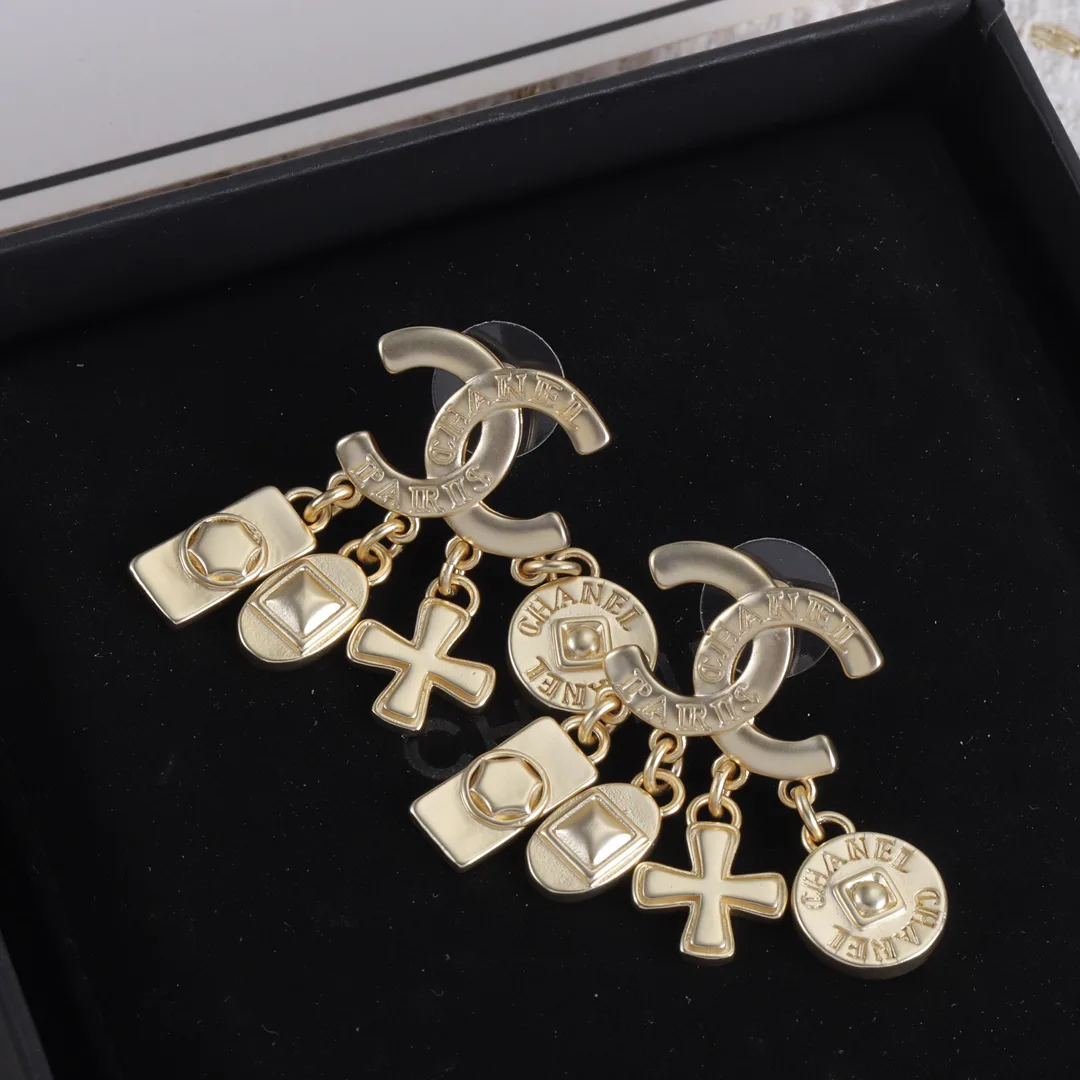 Бижутерия Chanel 107403