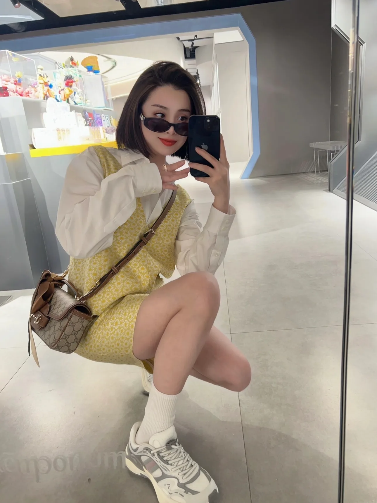 Кроссовки Женские Gucci 4321356