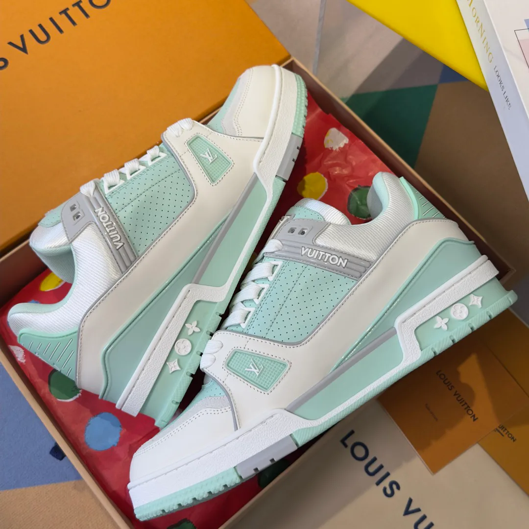 Кроссовки Женские Louis Vuitton 760058