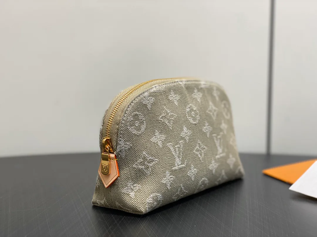 Клатчи Женские Louis Vuitton 11778085