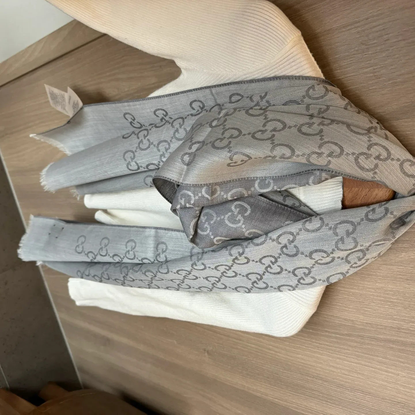 Шарфы Gucci 6086077