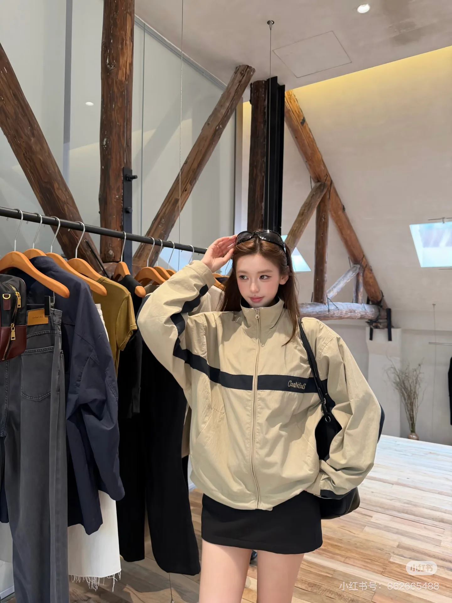 Куртки И Пуховики Женские Saint Laurent 18432858