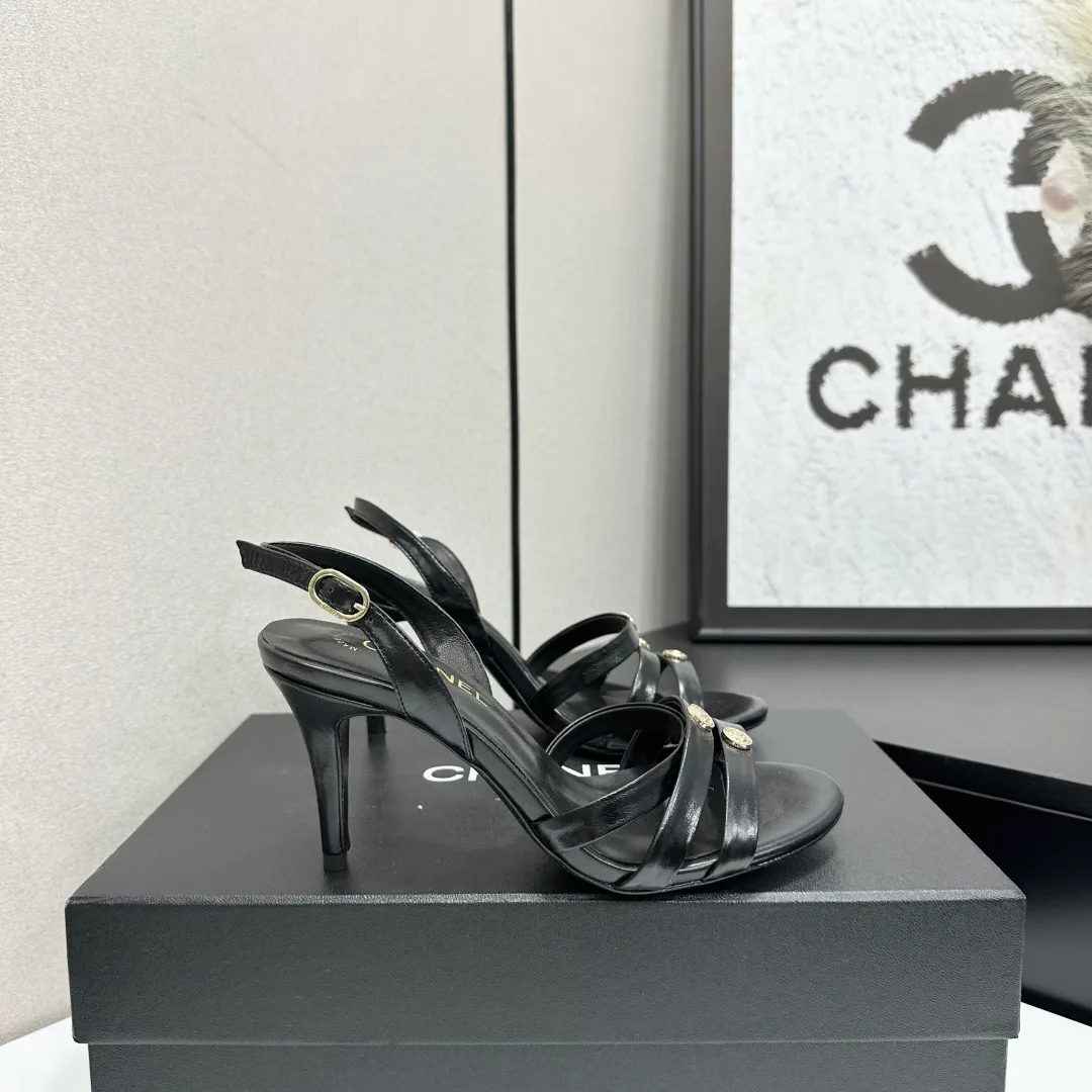 Шлепанцы Женские Chanel 11579317