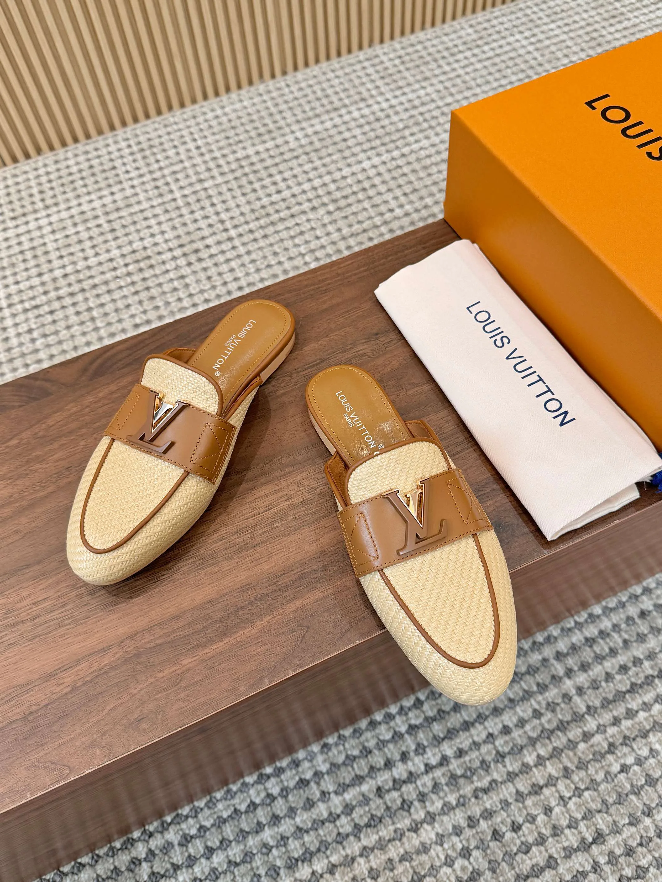Мюли И Сабо Женские Louis Vuitton 17578132