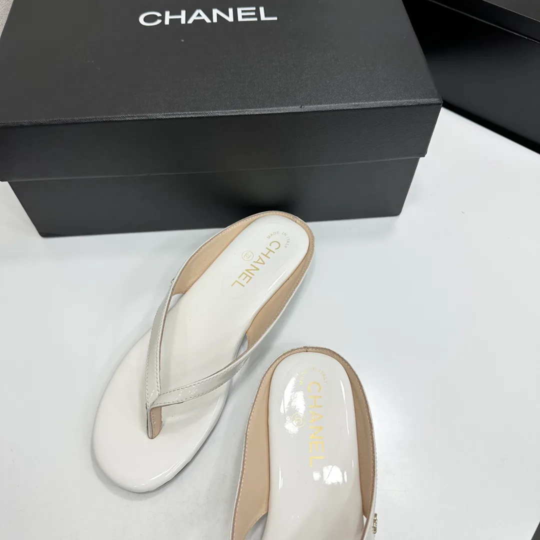 Шлепанцы Женские Chanel 11946890