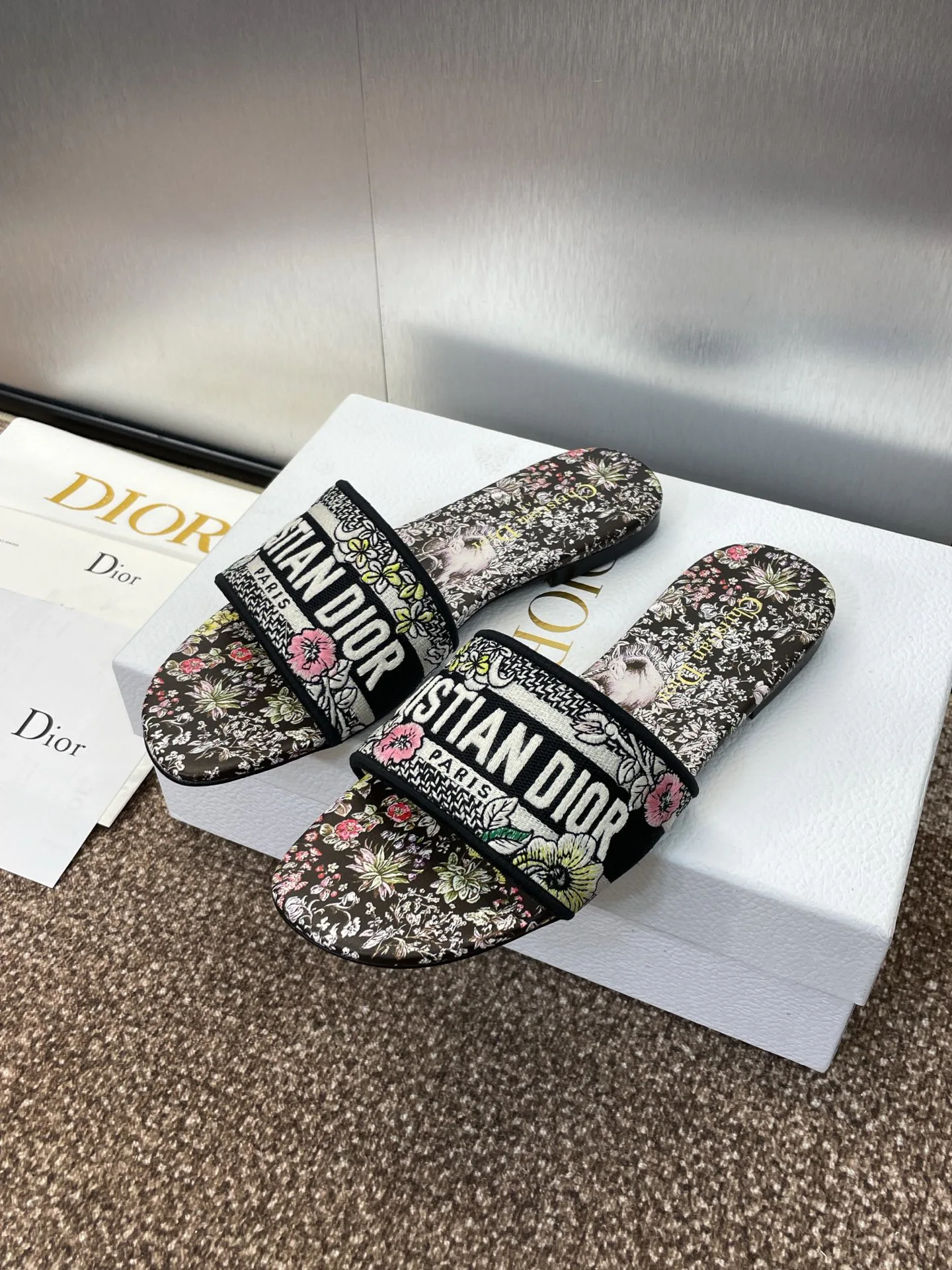 Шлепанцы Женские Christian Dior 20677