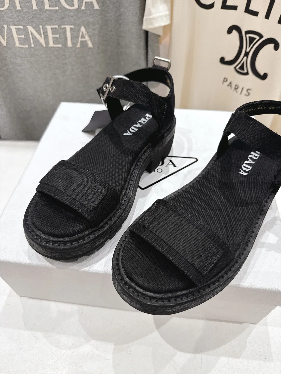 Сандалии Женские Prada 11131898