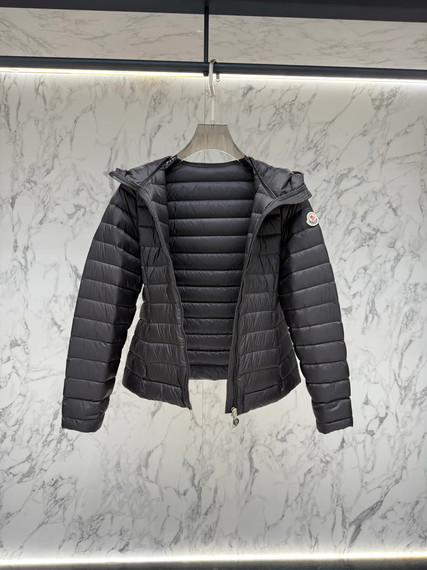 Куртки И Пуховики Женские Moncler 19426828