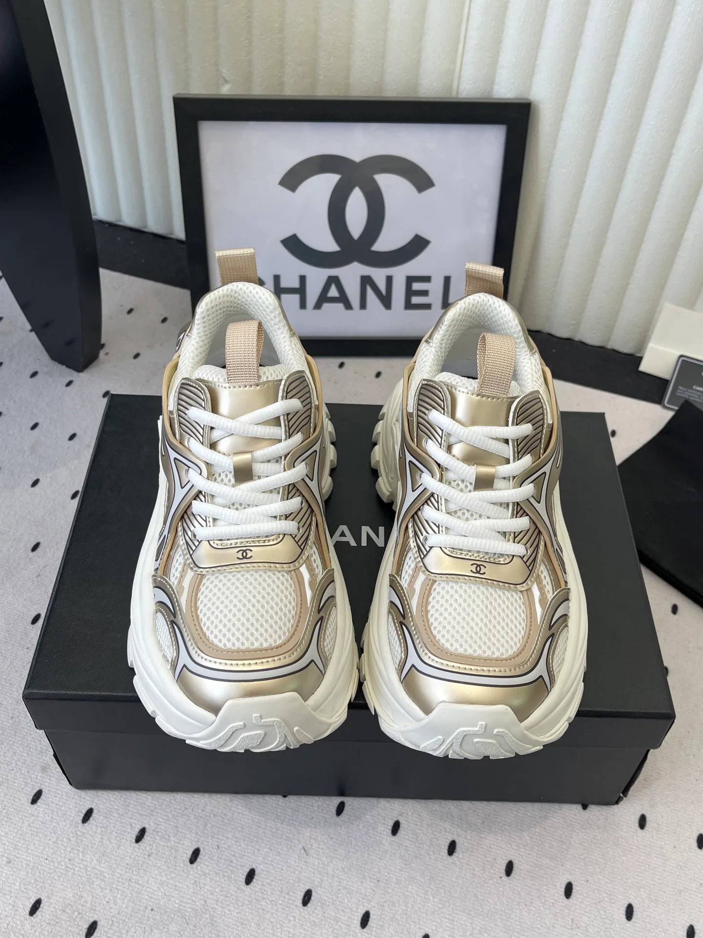 Кроссовки Женские Chanel 5715093