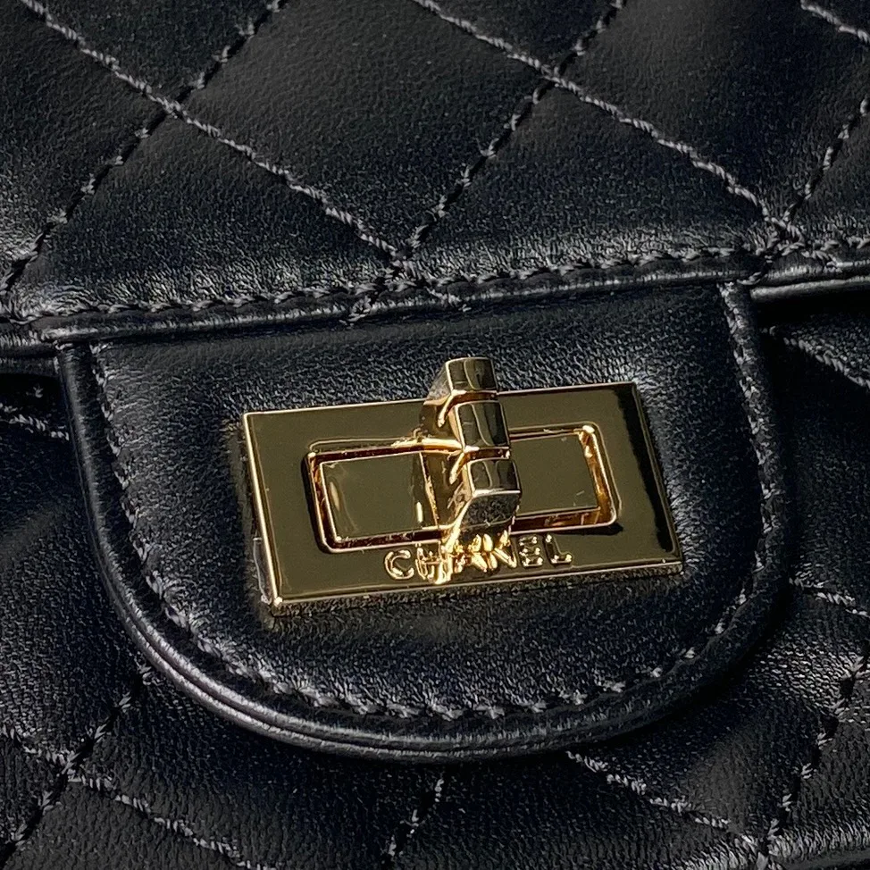 Классические Сумки Женские Chanel 12718272