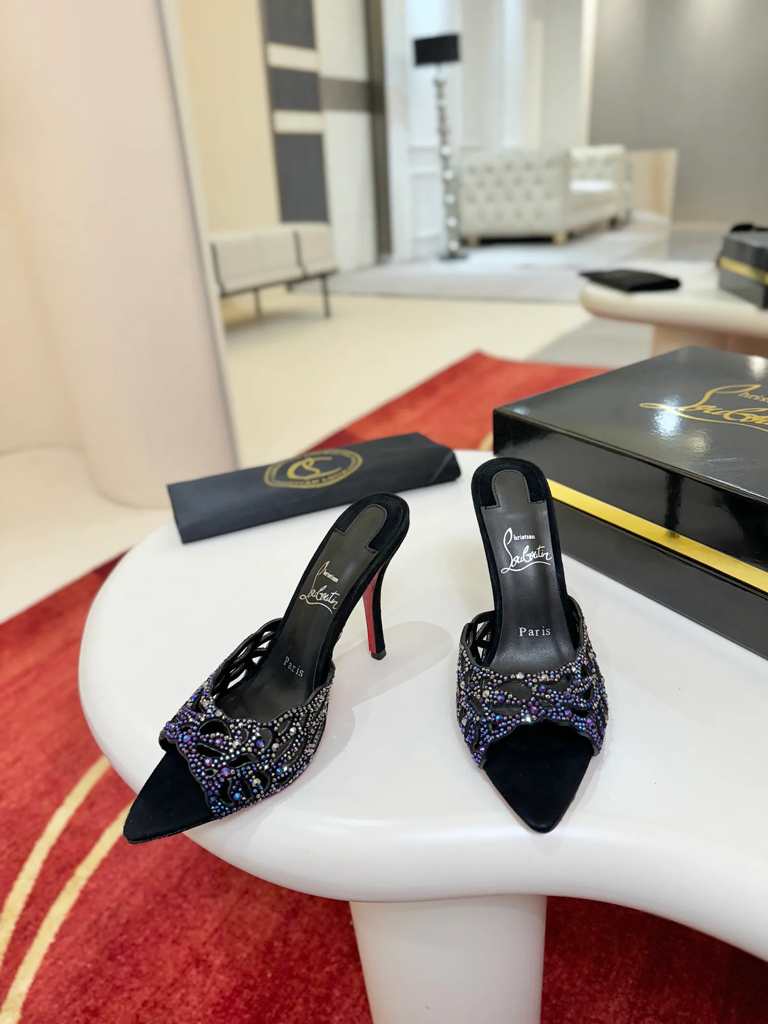 Туфли Женские Christian Louboutin 11487805