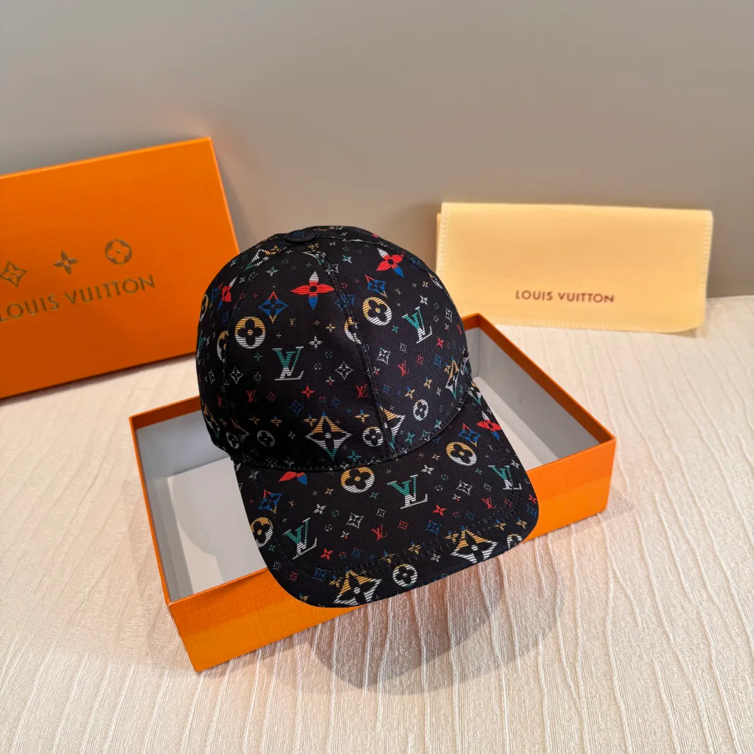 Головные Уборы Louis Vuitton 11529594