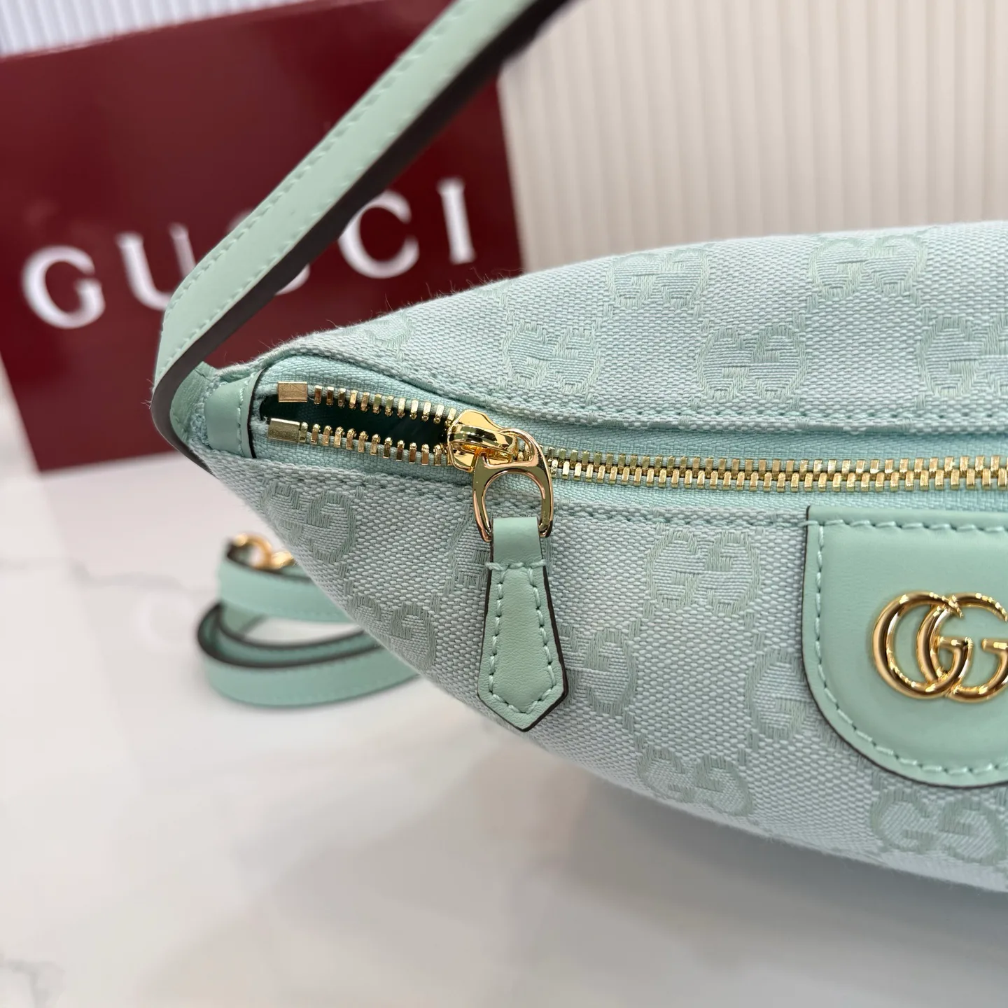 Классические Сумки Женские Gucci 11488243