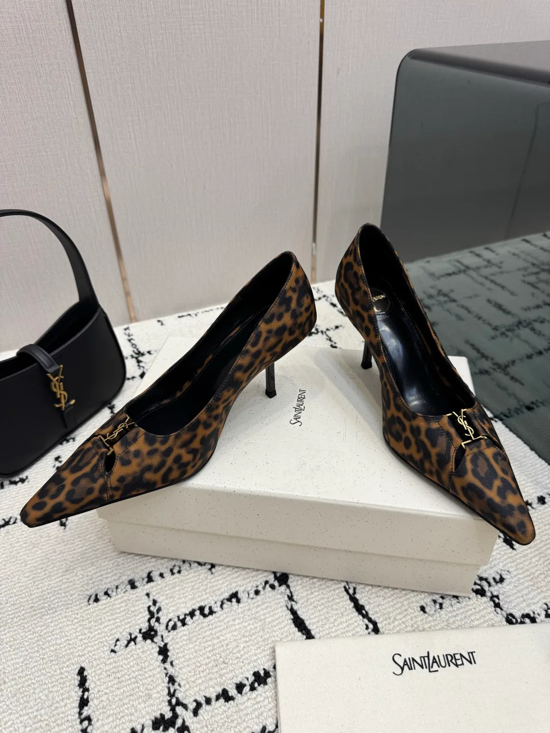 Туфли Женские Saint Laurent 18237778