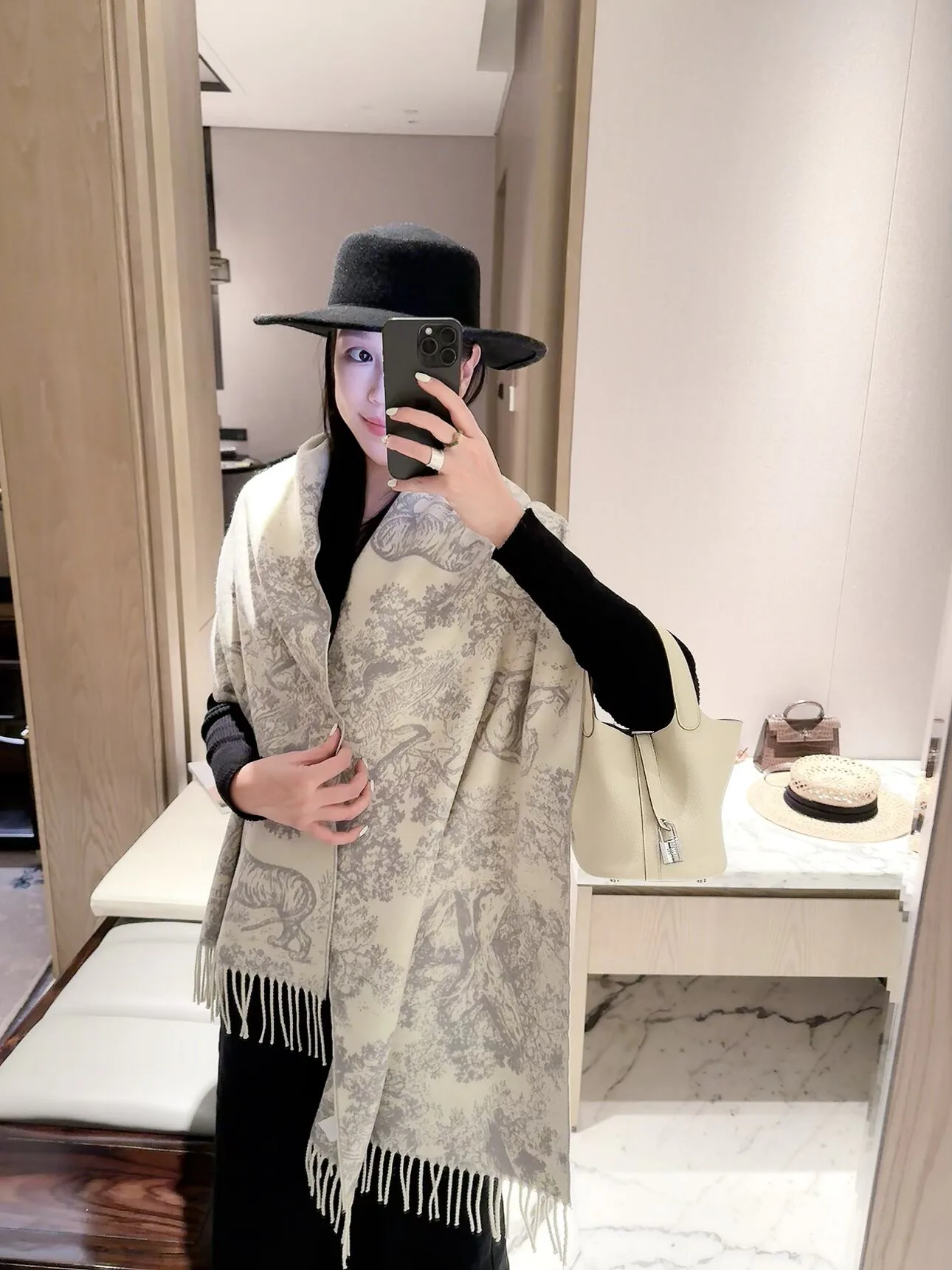 Шарфы Christian Dior 18450159