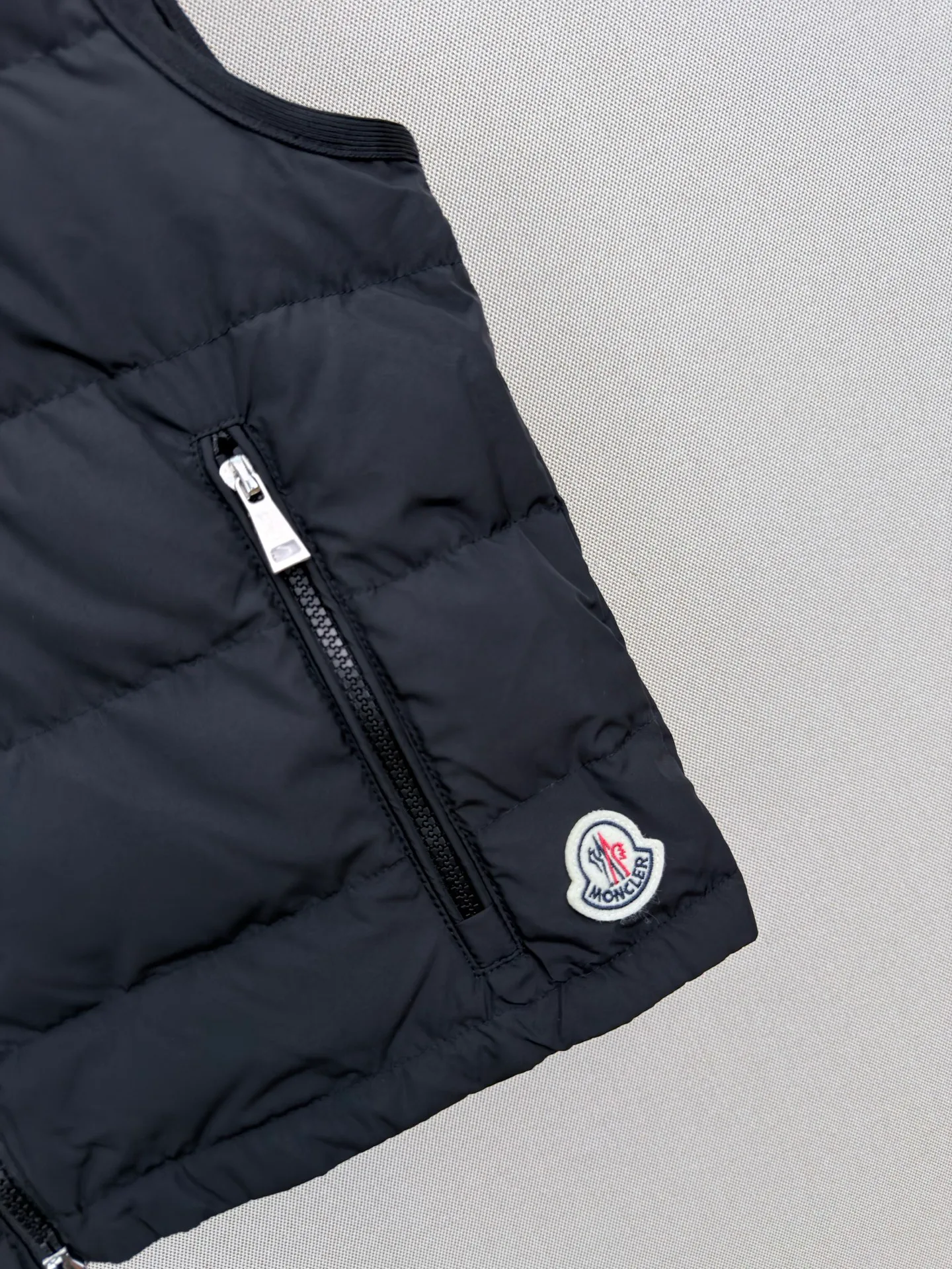 Куртки И Пуховики Женские Moncler 17919448