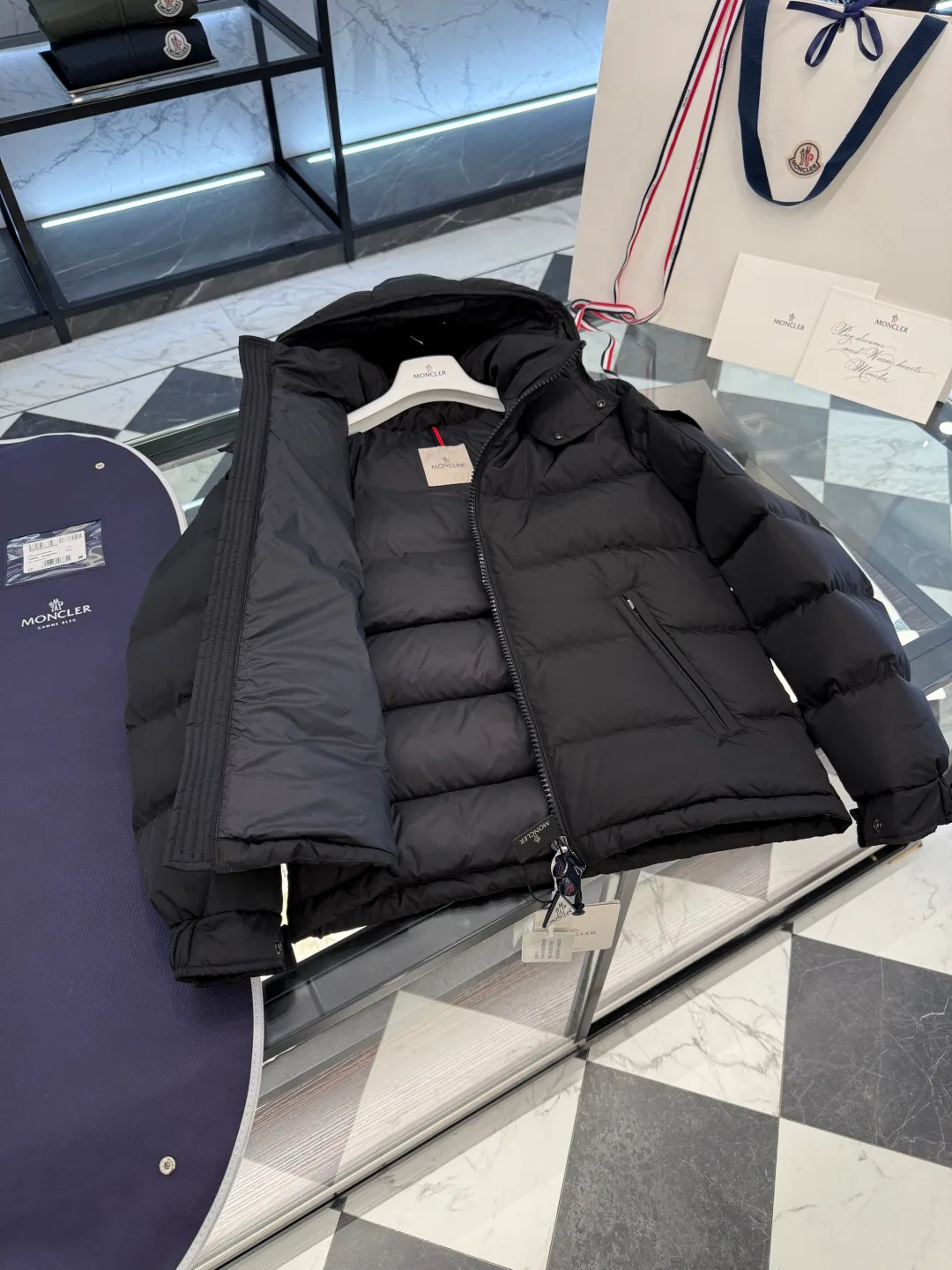 Куртки И Пуховики Мужские Moncler 441299