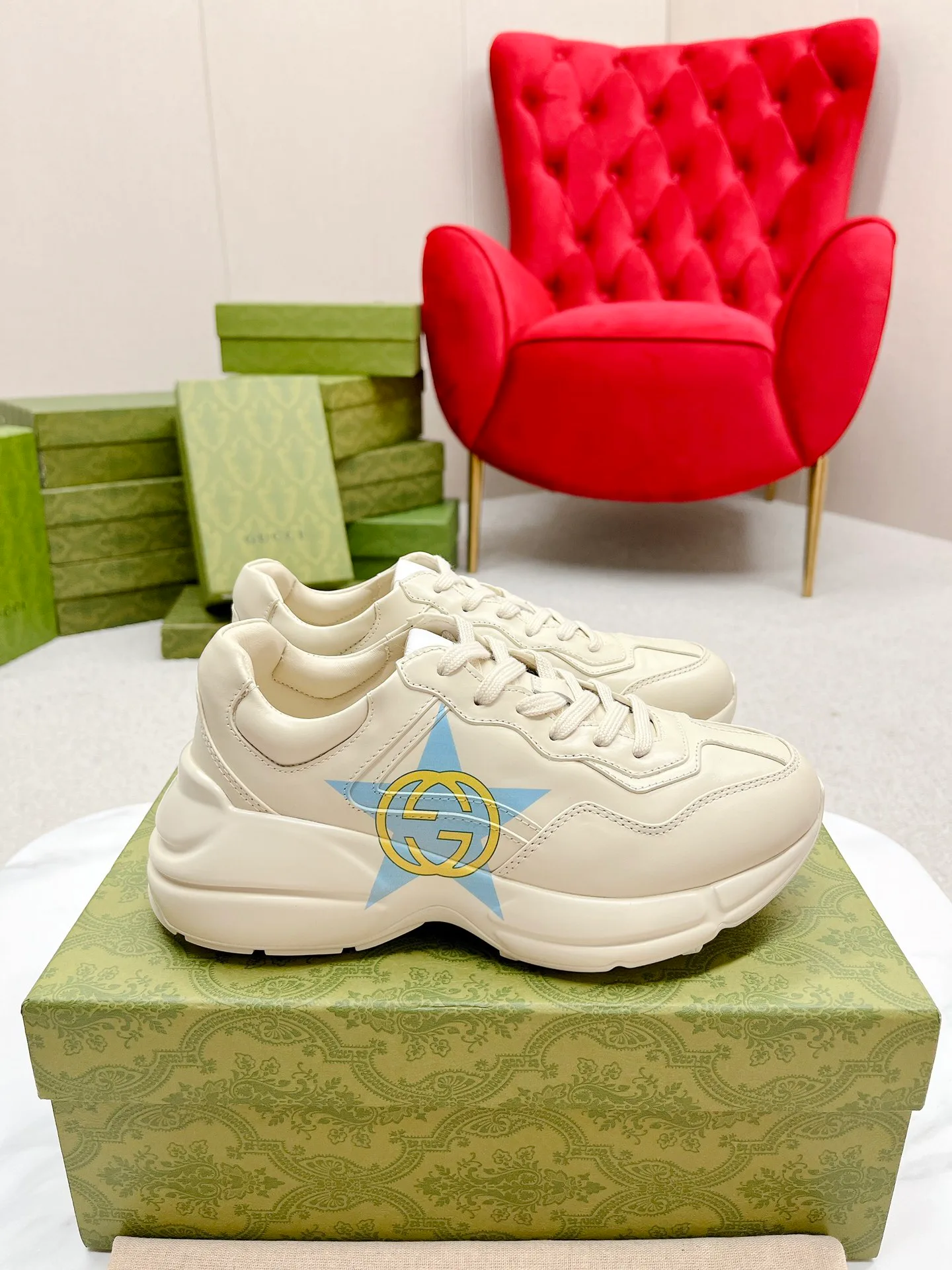 Кроссовки Женские Gucci 989691
