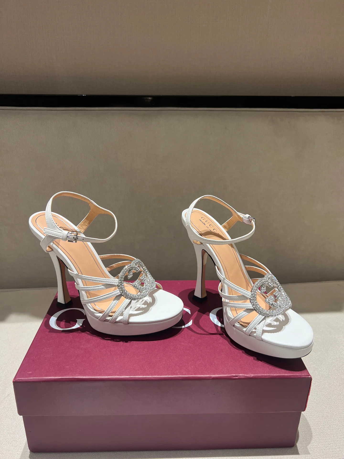 Босоножки Женские Gucci 11454601