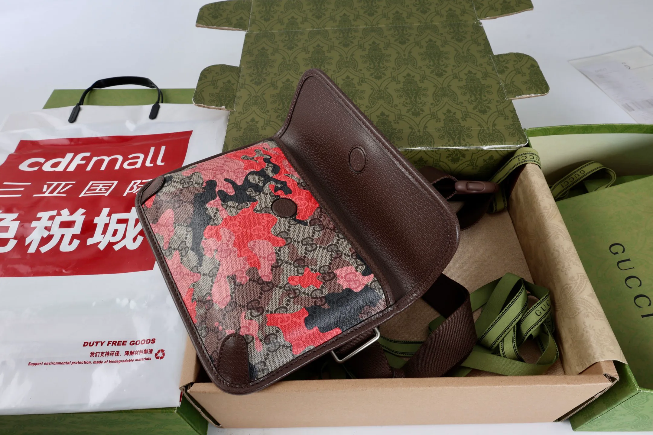 Поясные Сумки Женские Gucci 691406