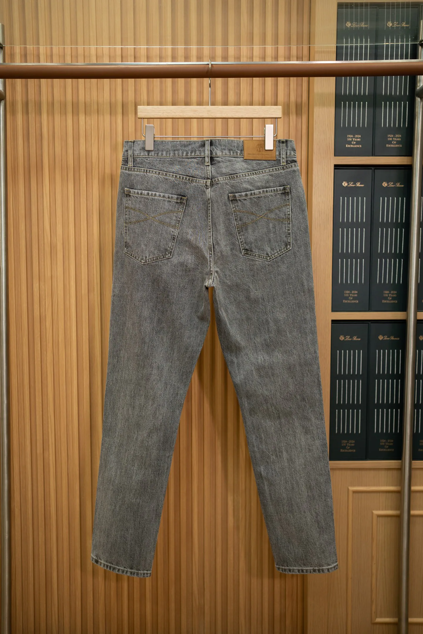 Джинсы Мужские Brunello Cucinelli 3897489