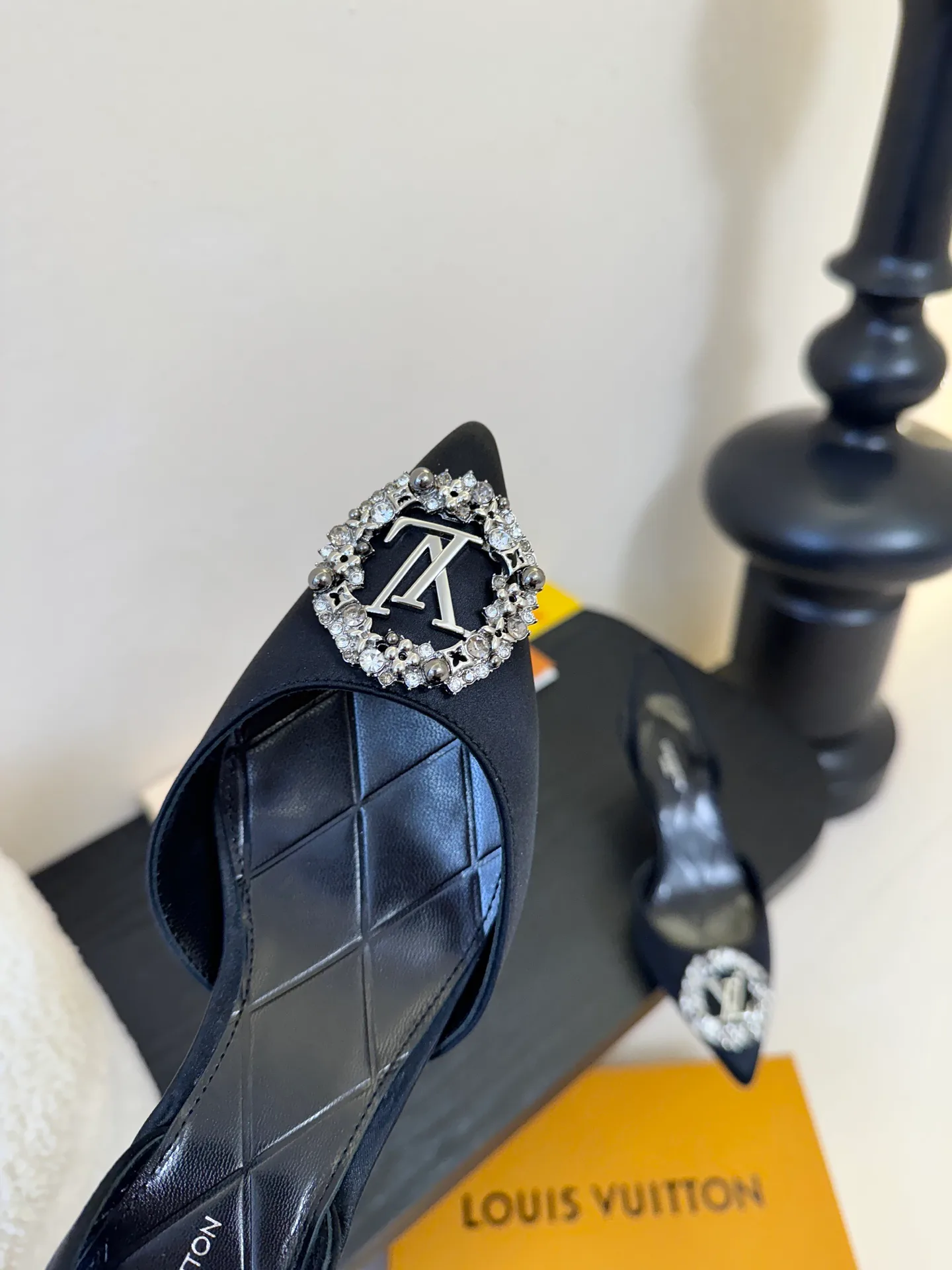 Туфли Женские Louis Vuitton 3495974