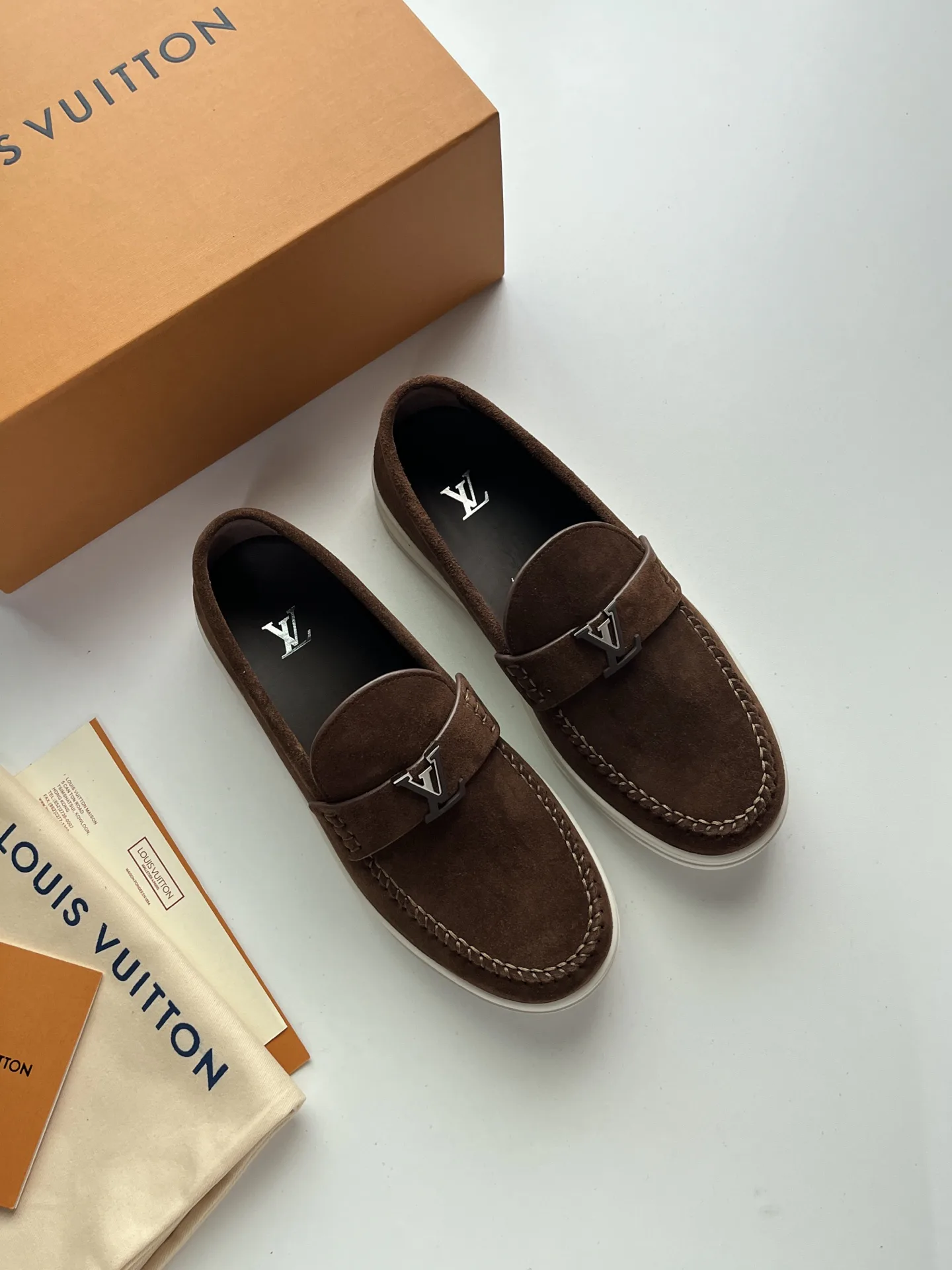 Лоферы И Туфли Мужские Louis Vuitton 18744057