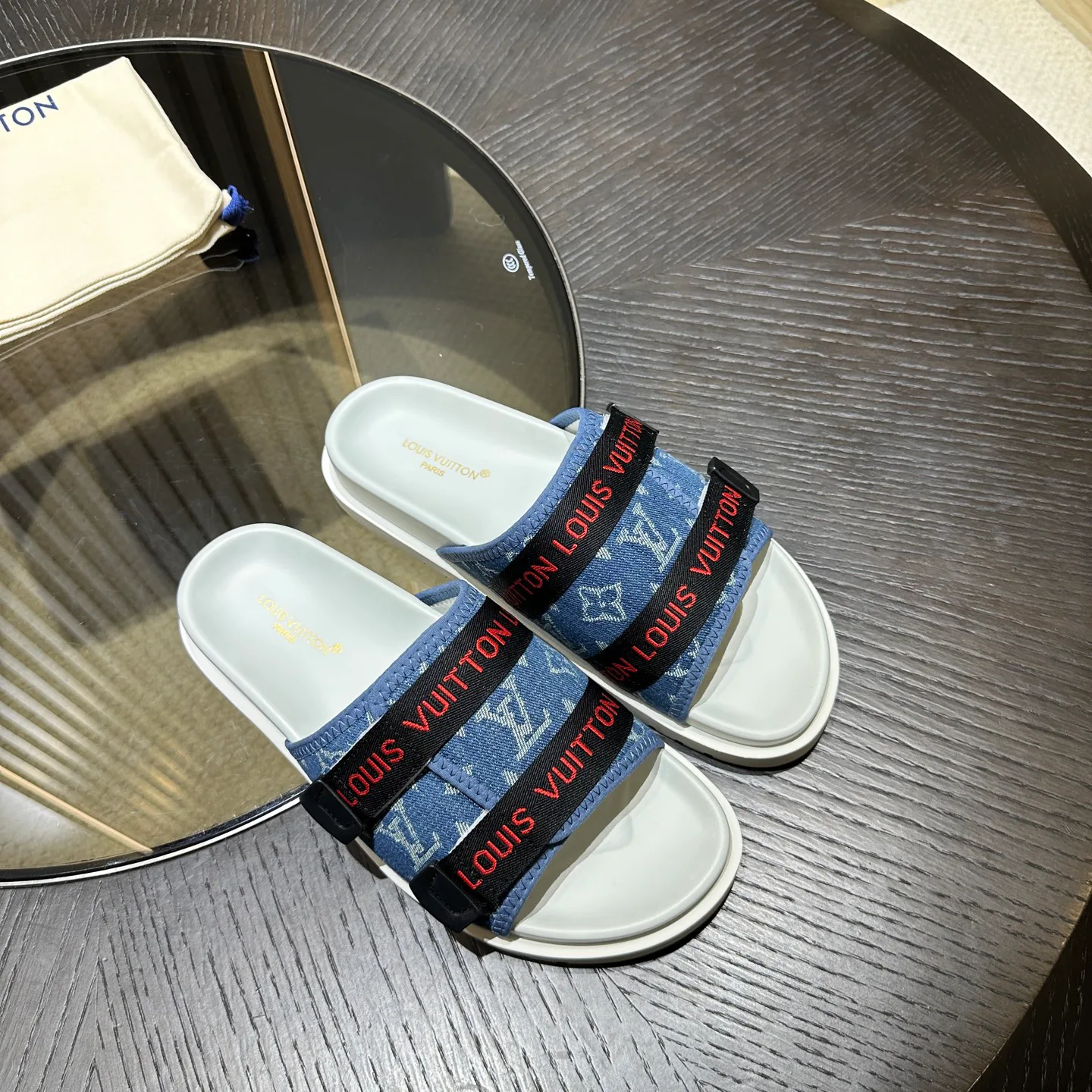 Шлепанцы Мужские Louis Vuitton 31900